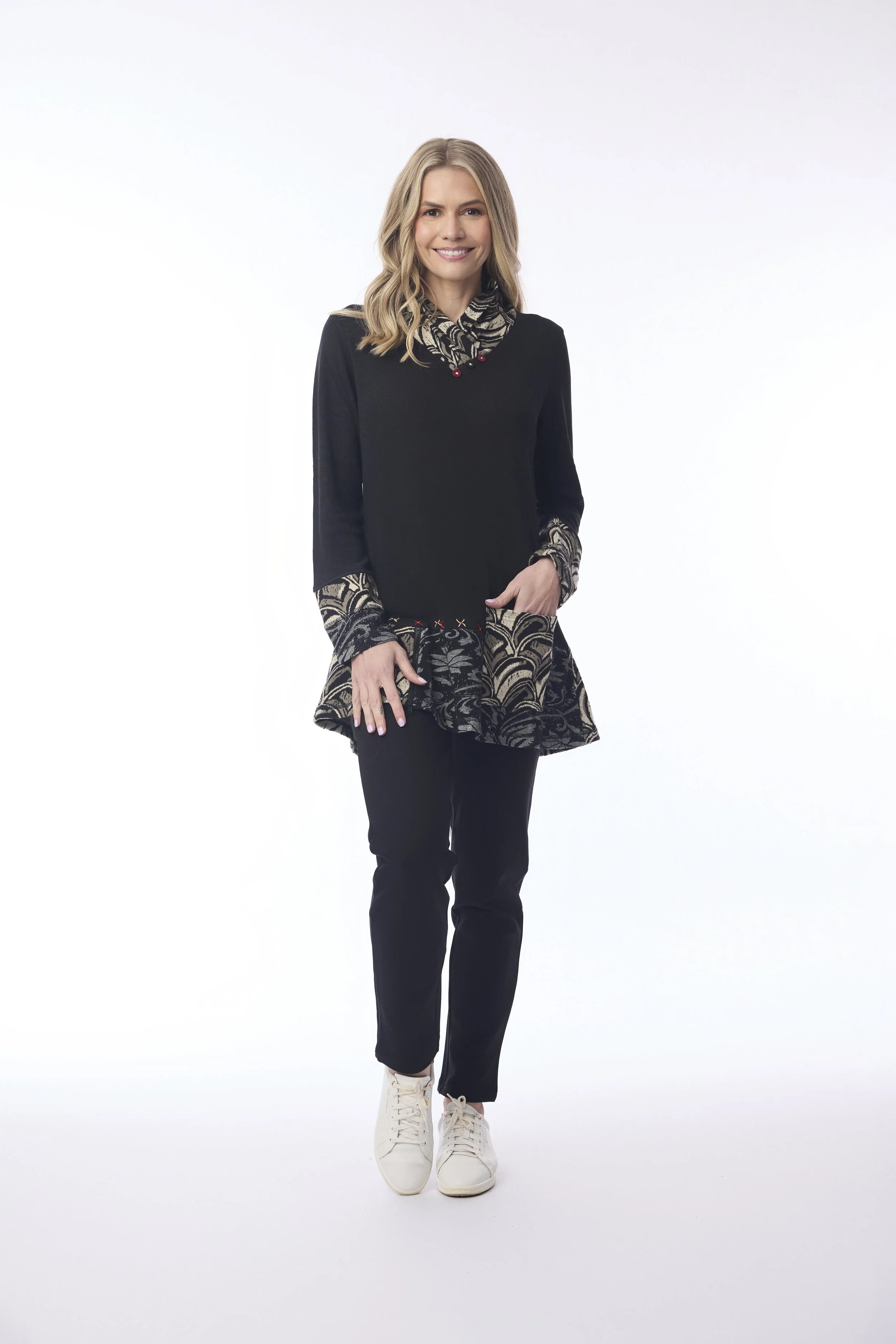 Giza 23110 Tunic.jpg