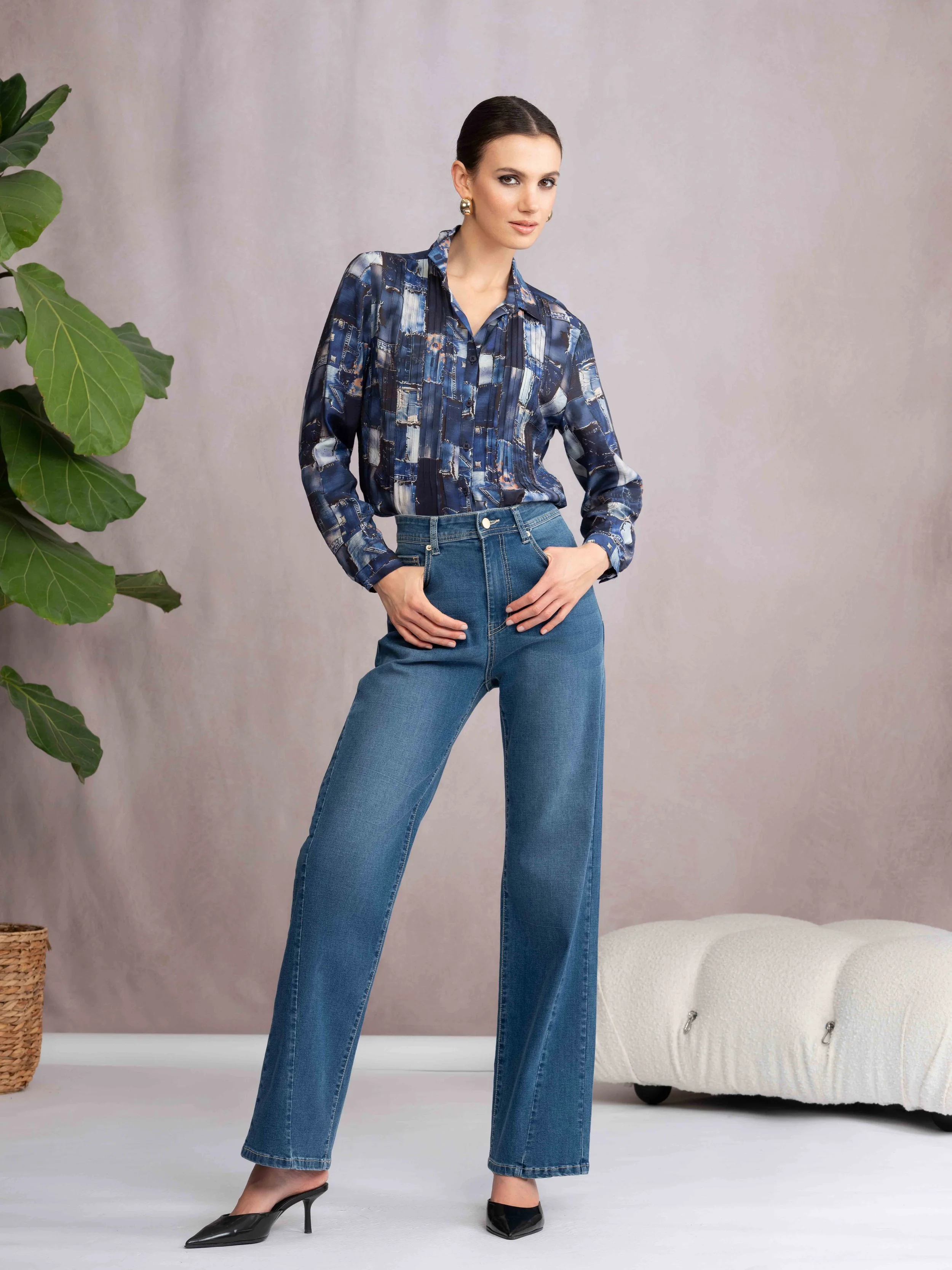 A46315(blouse)+A46310(jeans)CANCELLED.jpg