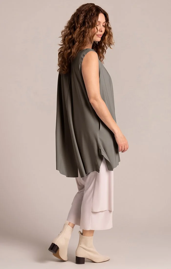 splice long vest side a.jpeg