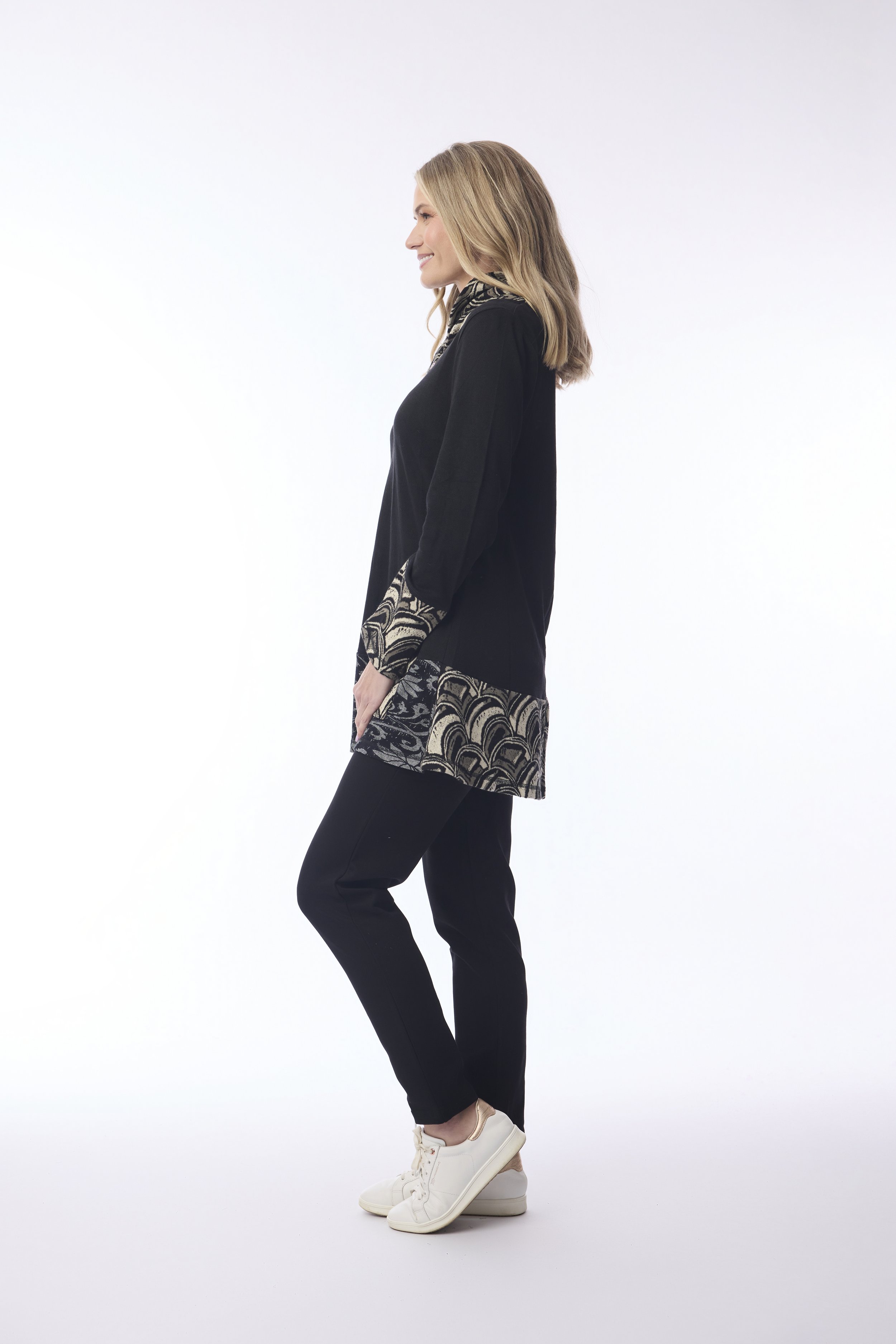 Giza 23110 Tunic SIDE.jpg