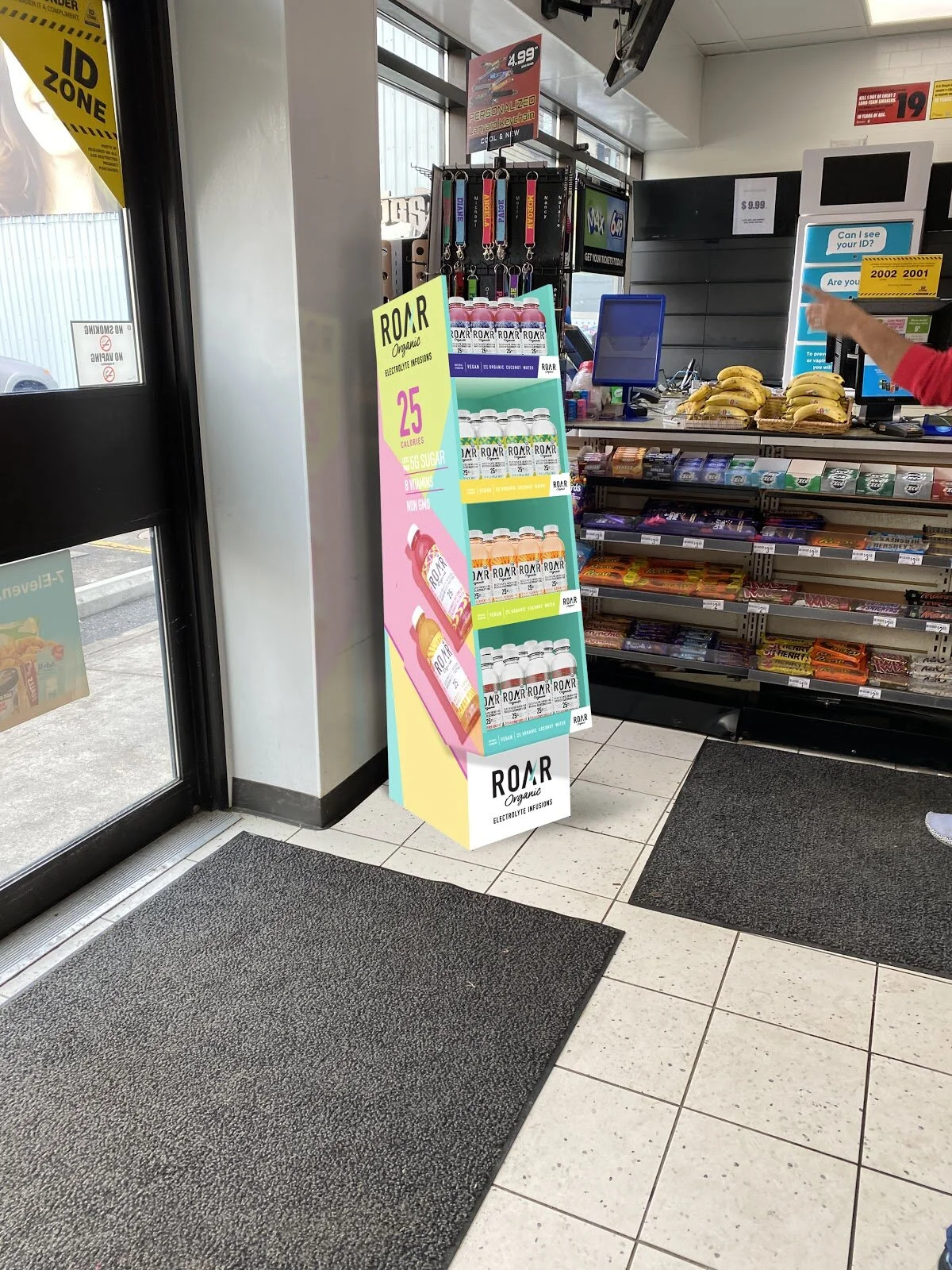 Shipper in 7-11.jpg