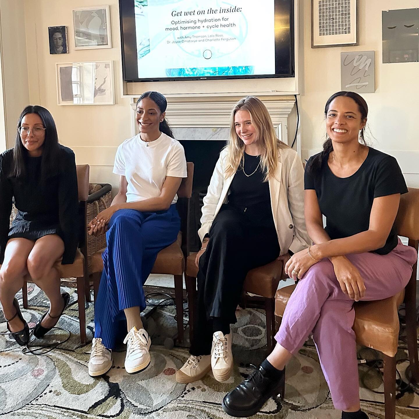 The science of hydration for mood, hormone and skin health &hellip;

A @moodymonth talk with the wonderful @disciplelondon @signed.drj &amp; @amytstory

You can learn more about optimising hydration for mood health, hormones and outer radiance  in th