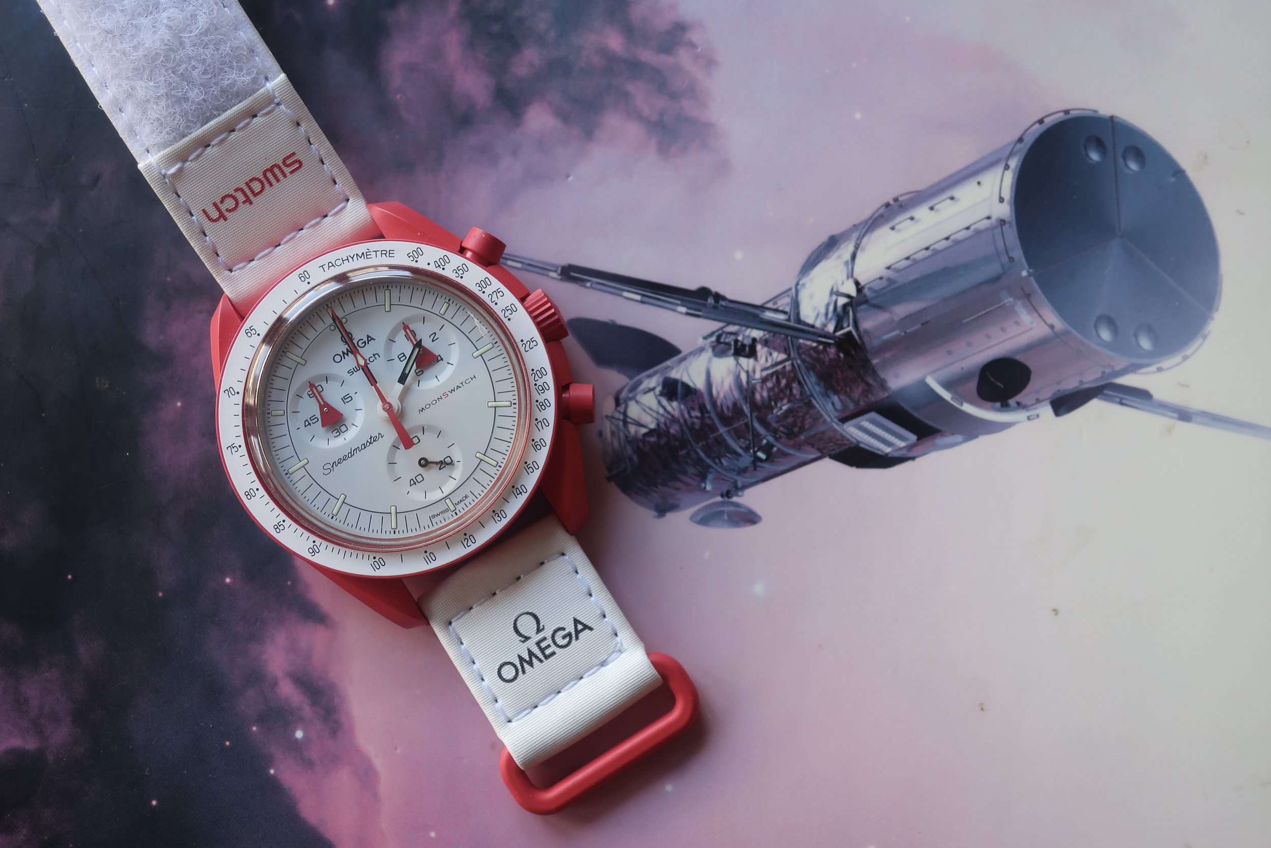 OMEGA☓SWATCH　BIOCERAMIC MoonSwatch　MARS