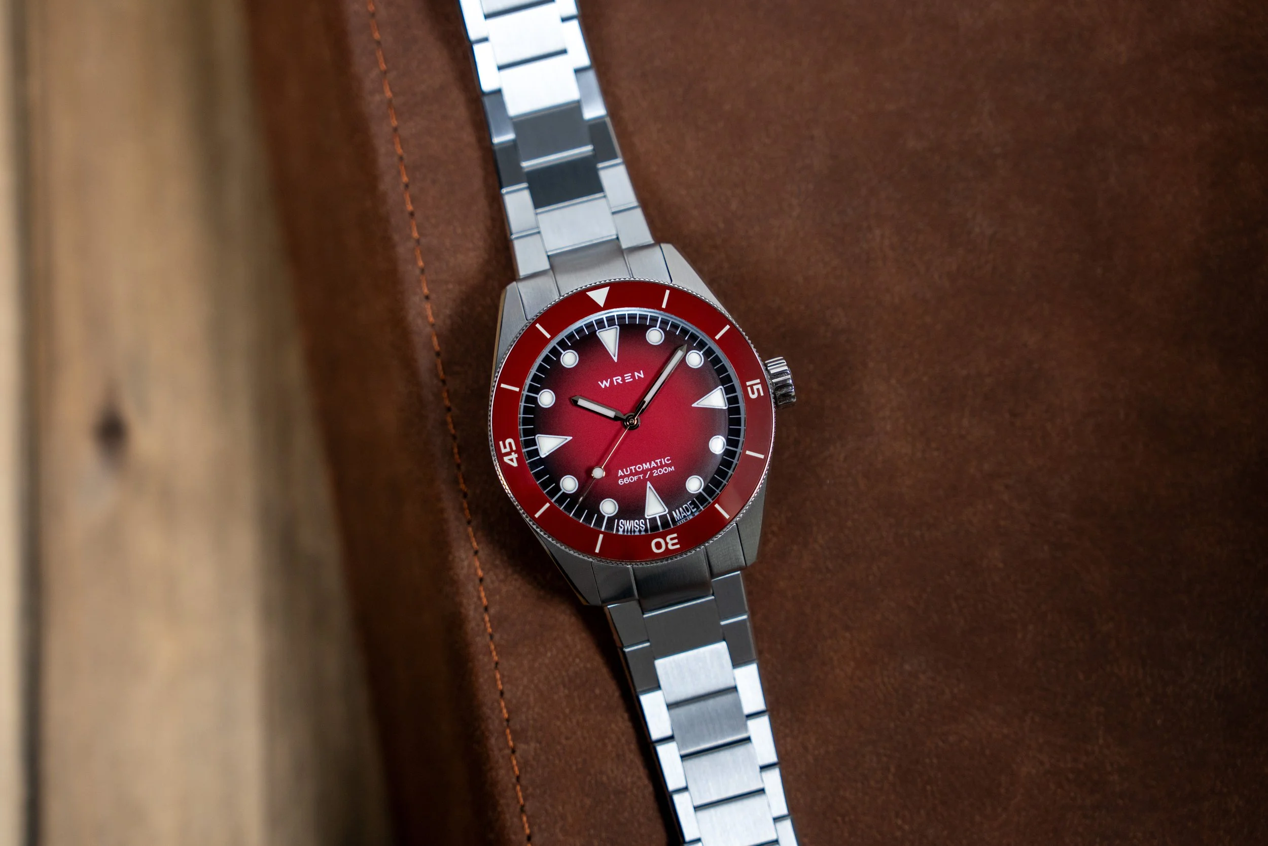 Wren Diver 38 Crimson 2.jpg