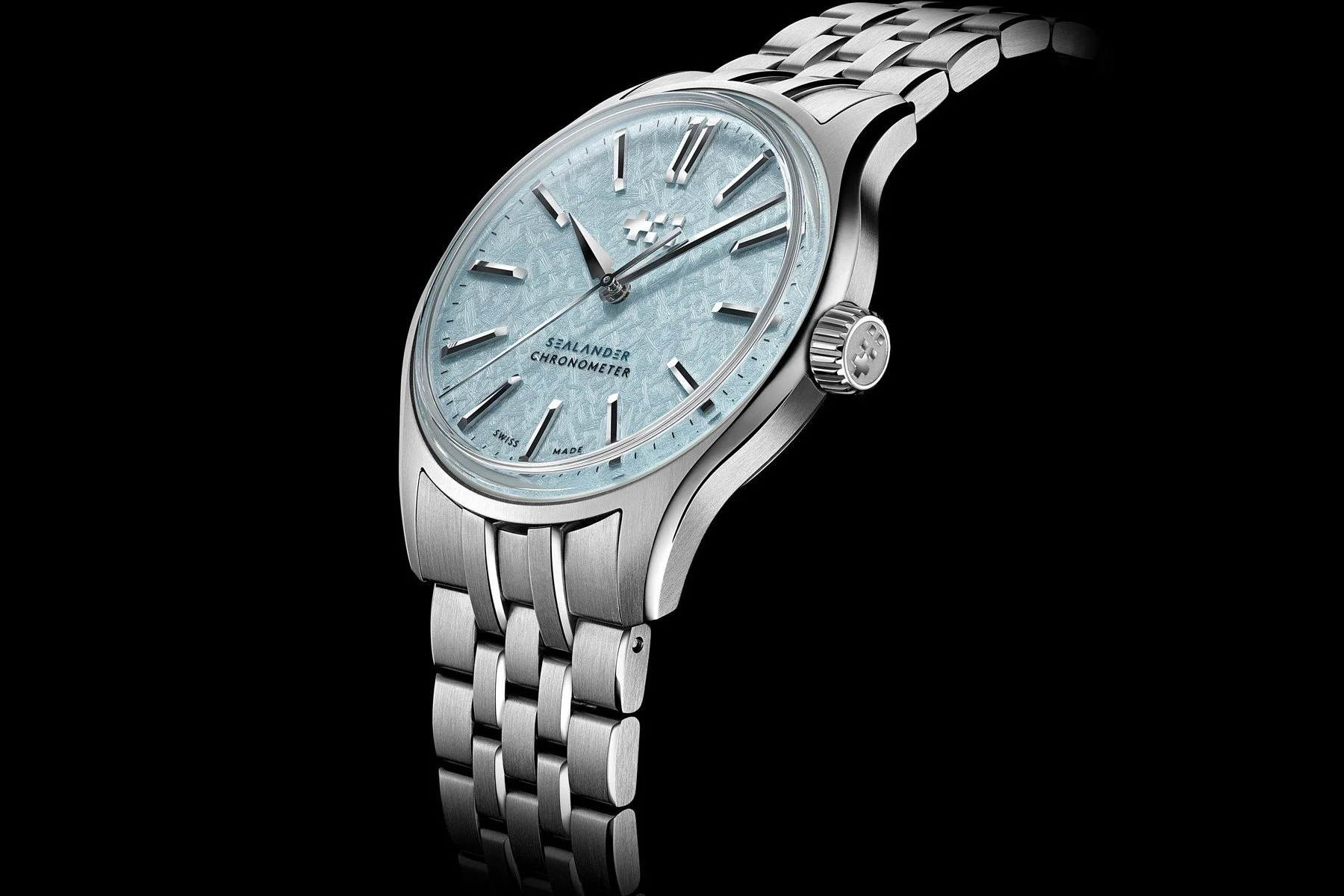 Christopher Ward Sealander Yalos Ice Blue on the Consort bracelet