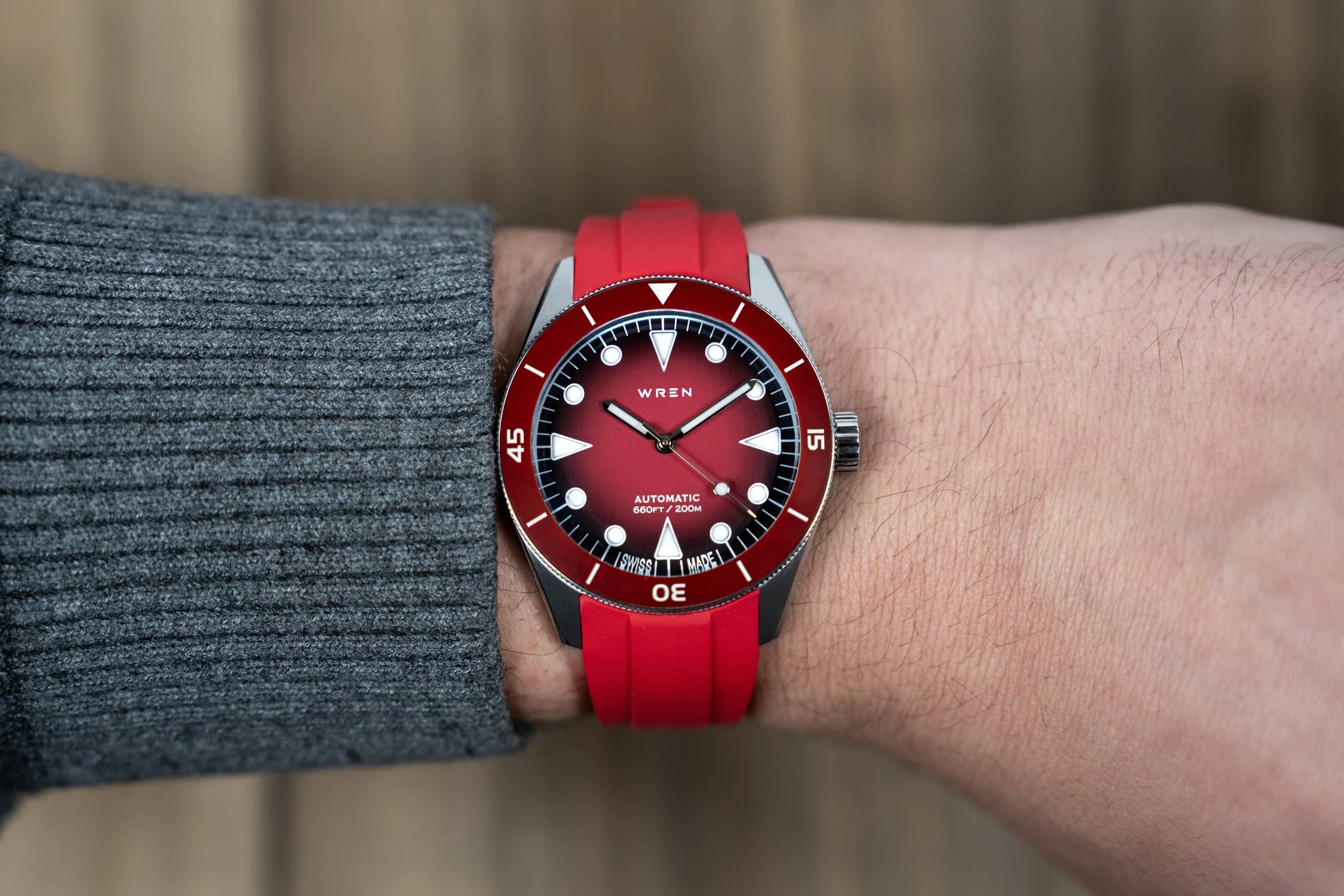 Wren Diver 38 Crimson 12 SMALL.jpg