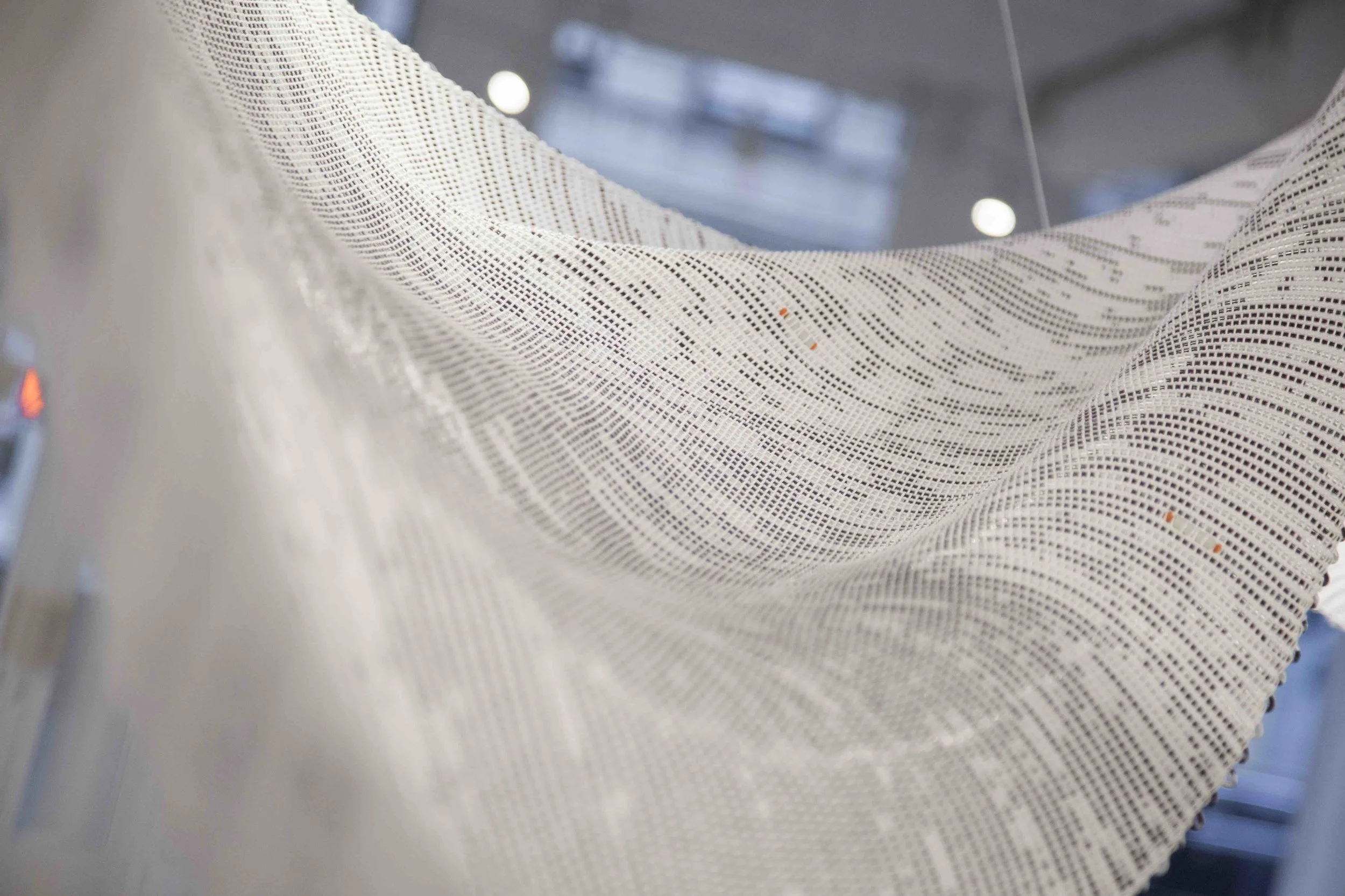 Victoria Manganiello & Julian Goldman, Computer 1.0 (Untitled #5), 2018 Natural and Synthetic Fiber and Dye; Polymer Tubing, Motor Pumps, Computer Code