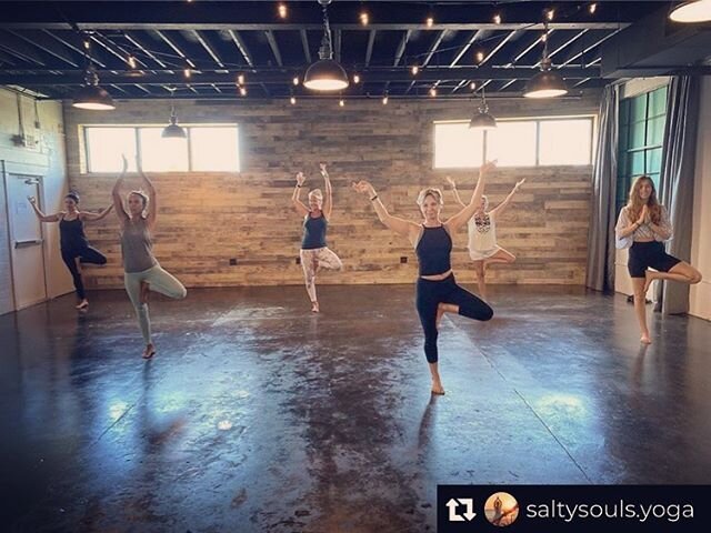 We are excited 🤩 to host @saltysouls.yoga tomorrow at @thewestevents 🤸🏼&zwj;♂️
Have you reserved your spot for tomorrow&rsquo;s practice @ 6:30pm? Go to the Mindbody app now to book! *
https://get.mndbdy.ly/QhxKBUiOl7
*
The Venue is so large givin