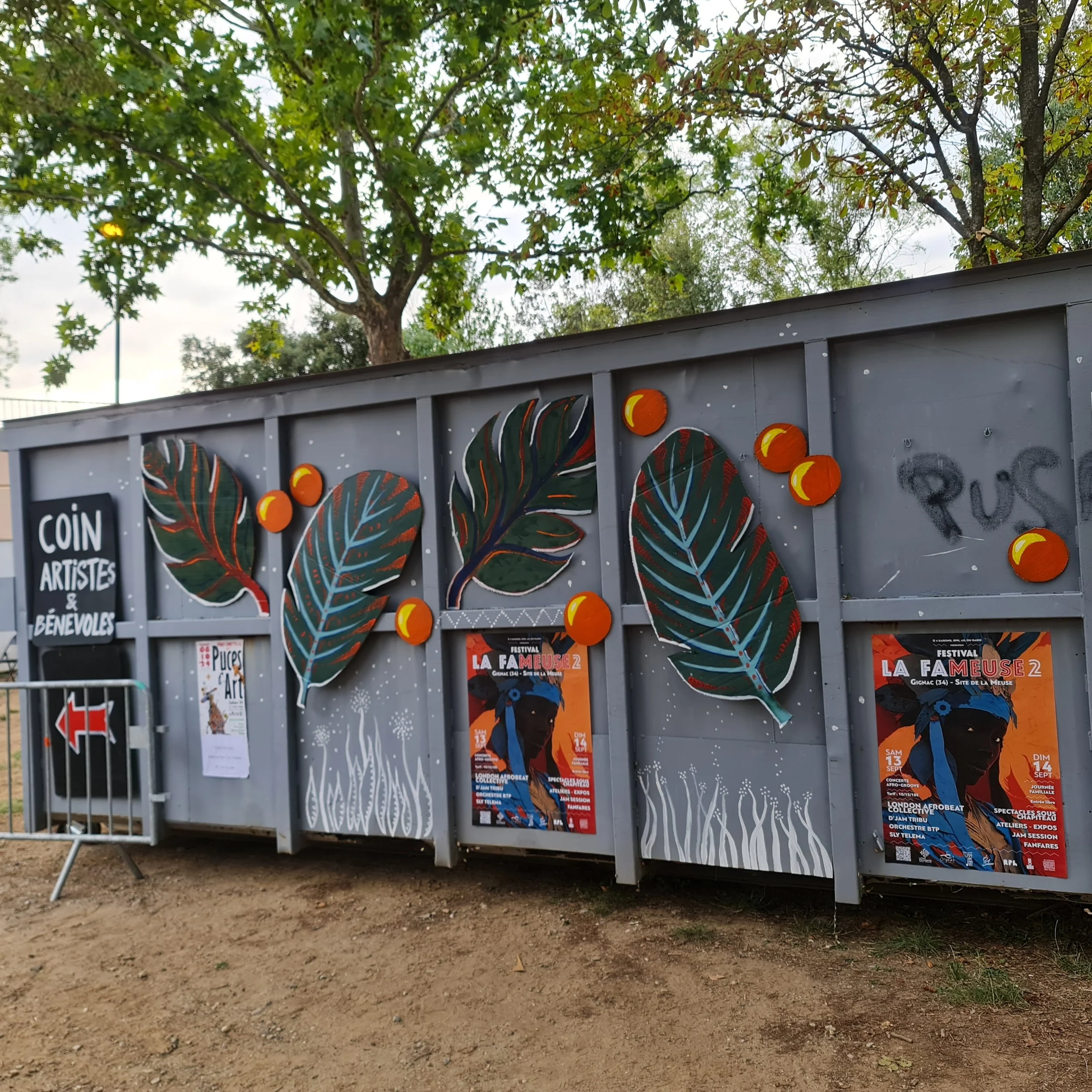 deco container 1 .jpg