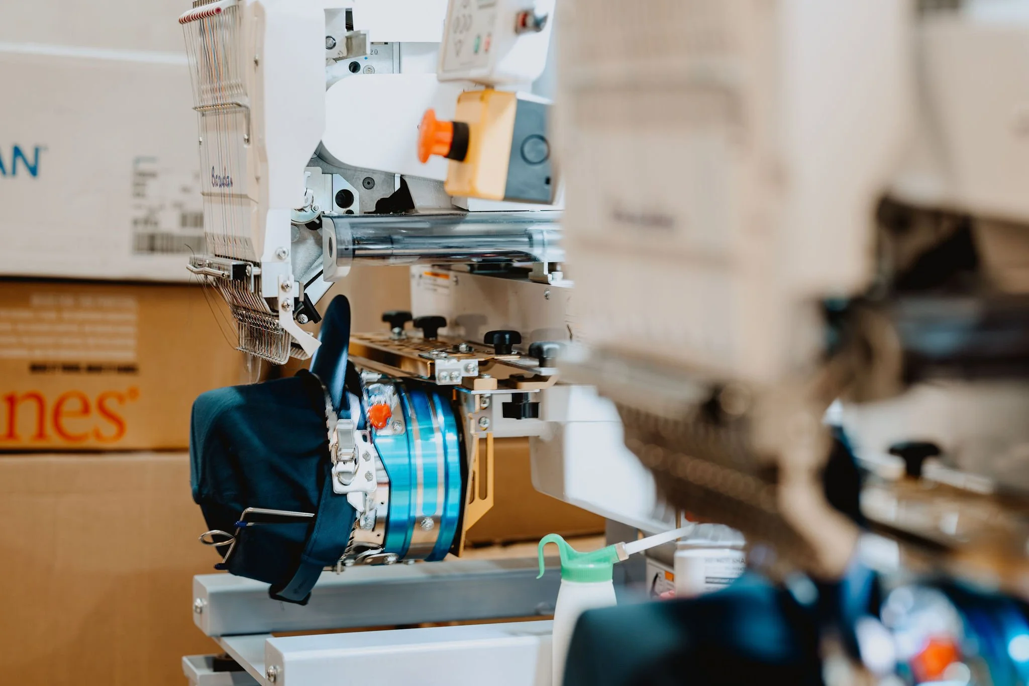 other_industries_embroidery_machine_2.JPG