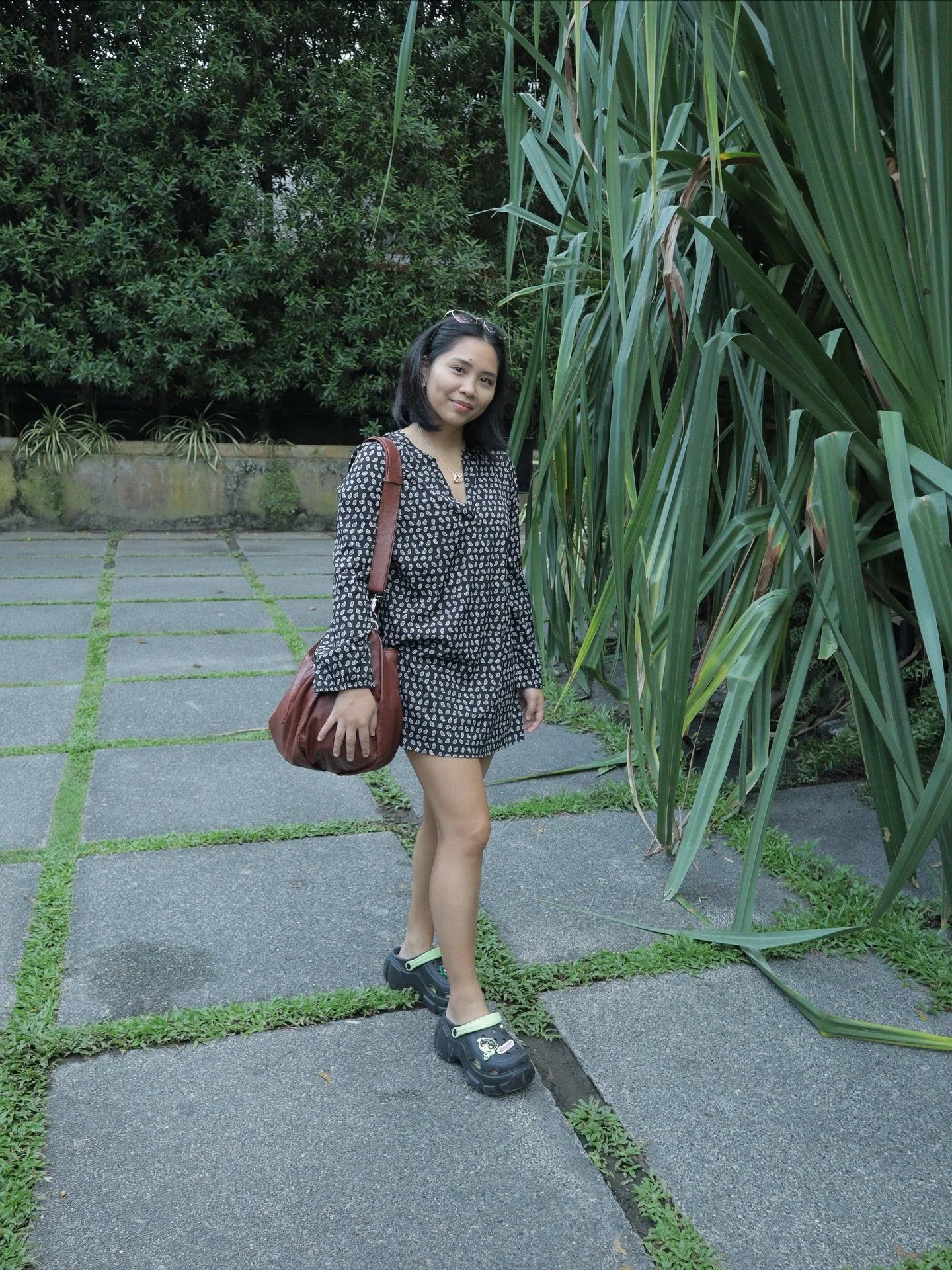 I rarely wear Jewelry (typically just my watch and a bracelet) - but man does it make me look different (accessorized for a celebration) - Looking like a “Tita” haha
Not something I’d get used to so I’m immortalizing proof vi