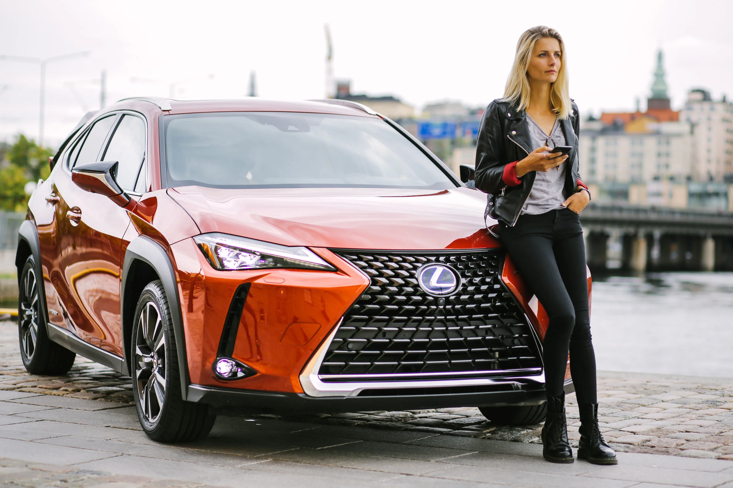 Lexus drives decarbonisation of car market