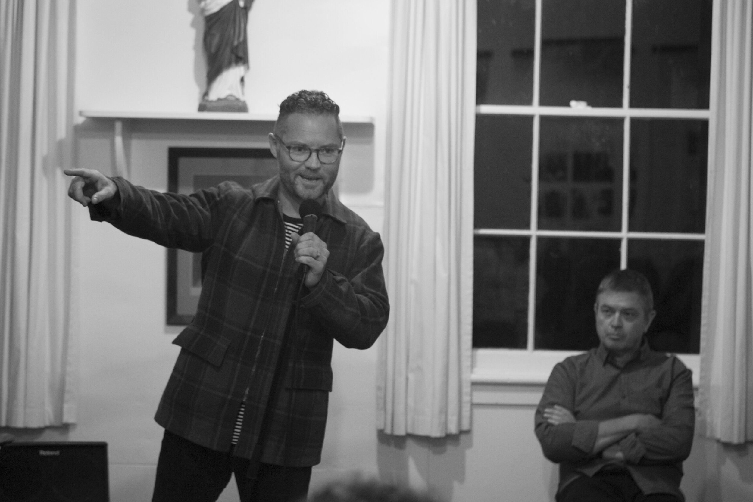      

 
        Christchurch  - Tens of thousands of New Zealand university students headed back to camp[us this week after a long break because of the covid pandemic lockdown.    Massey University pro vice-chancellor Professor Chris Gallavin is off