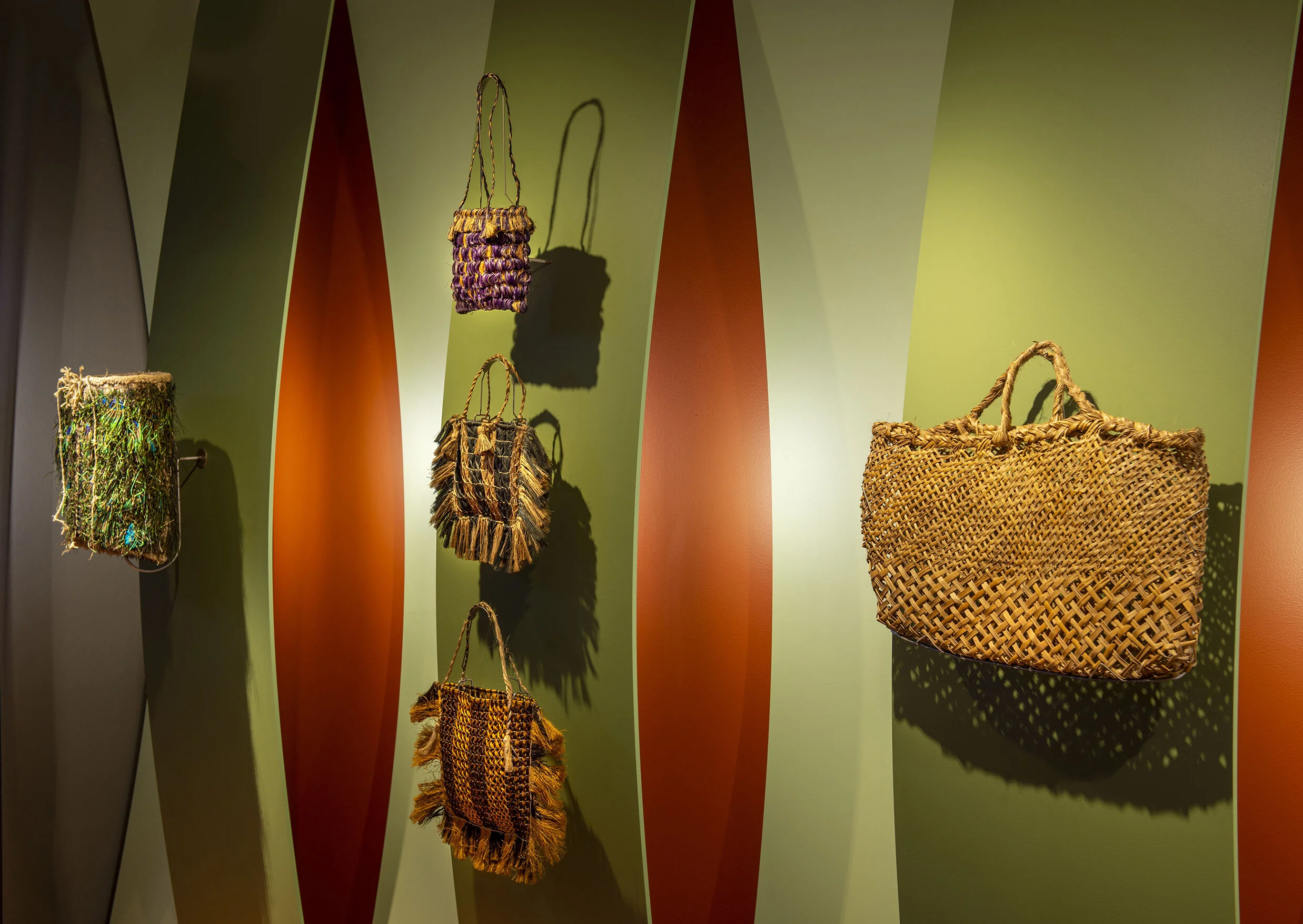 MTG’s exhibition Turuturu: Fingers, Feathers &amp; Fibre wins Resene Award Wednesday 12 November 2020