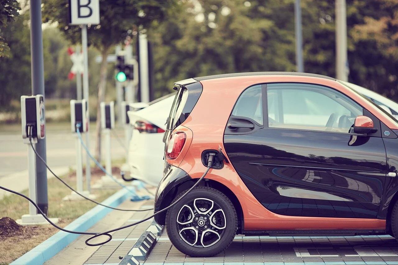 Global EV fleet rapidly climbing