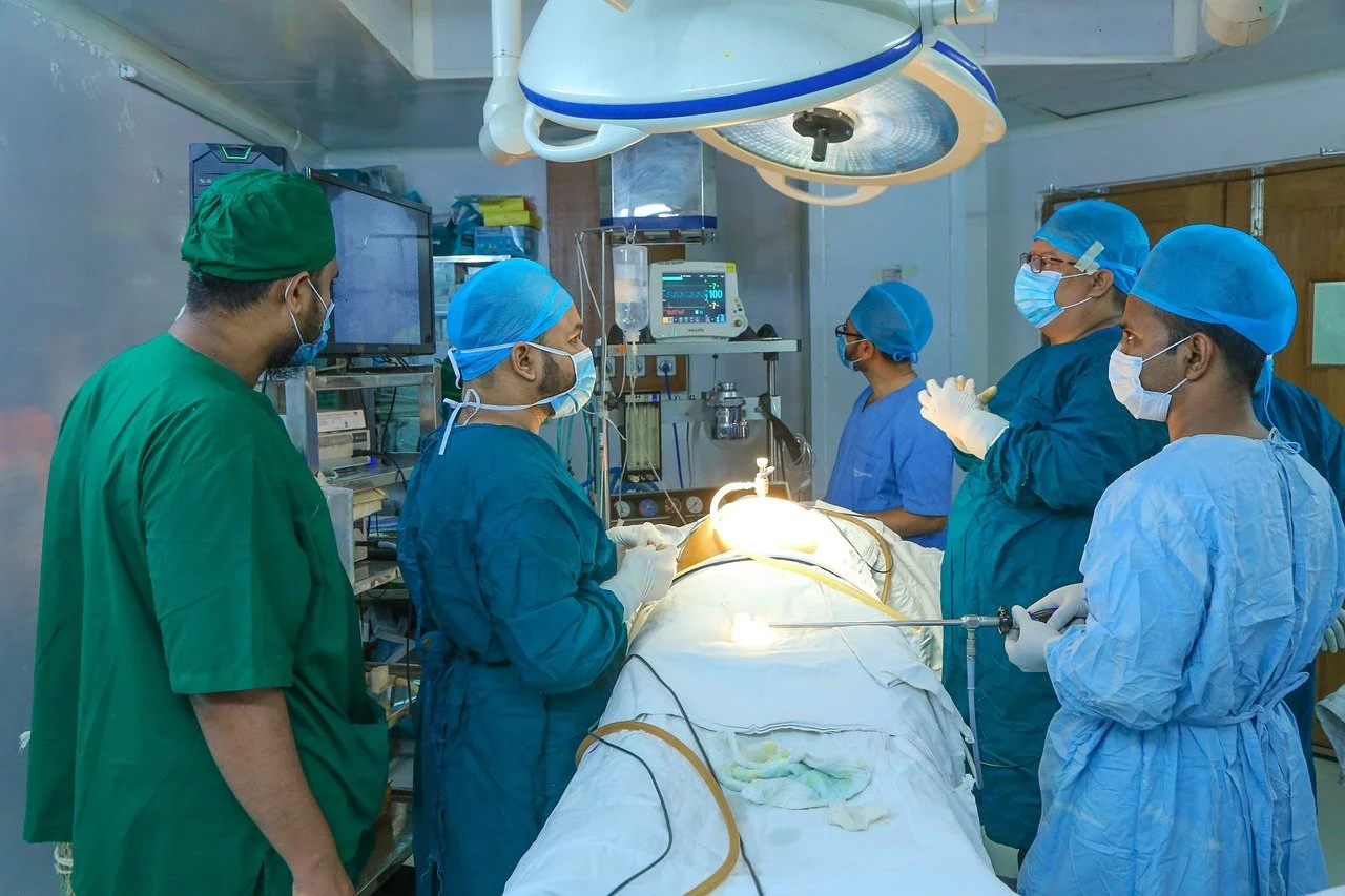 Surgeons transplant pig kidney human, but is it ethical?