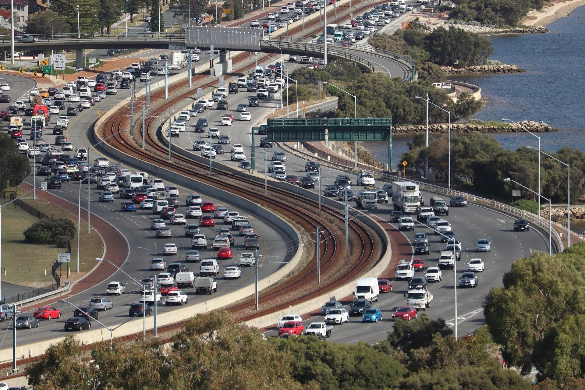 NZ traffic emissions double since 1990