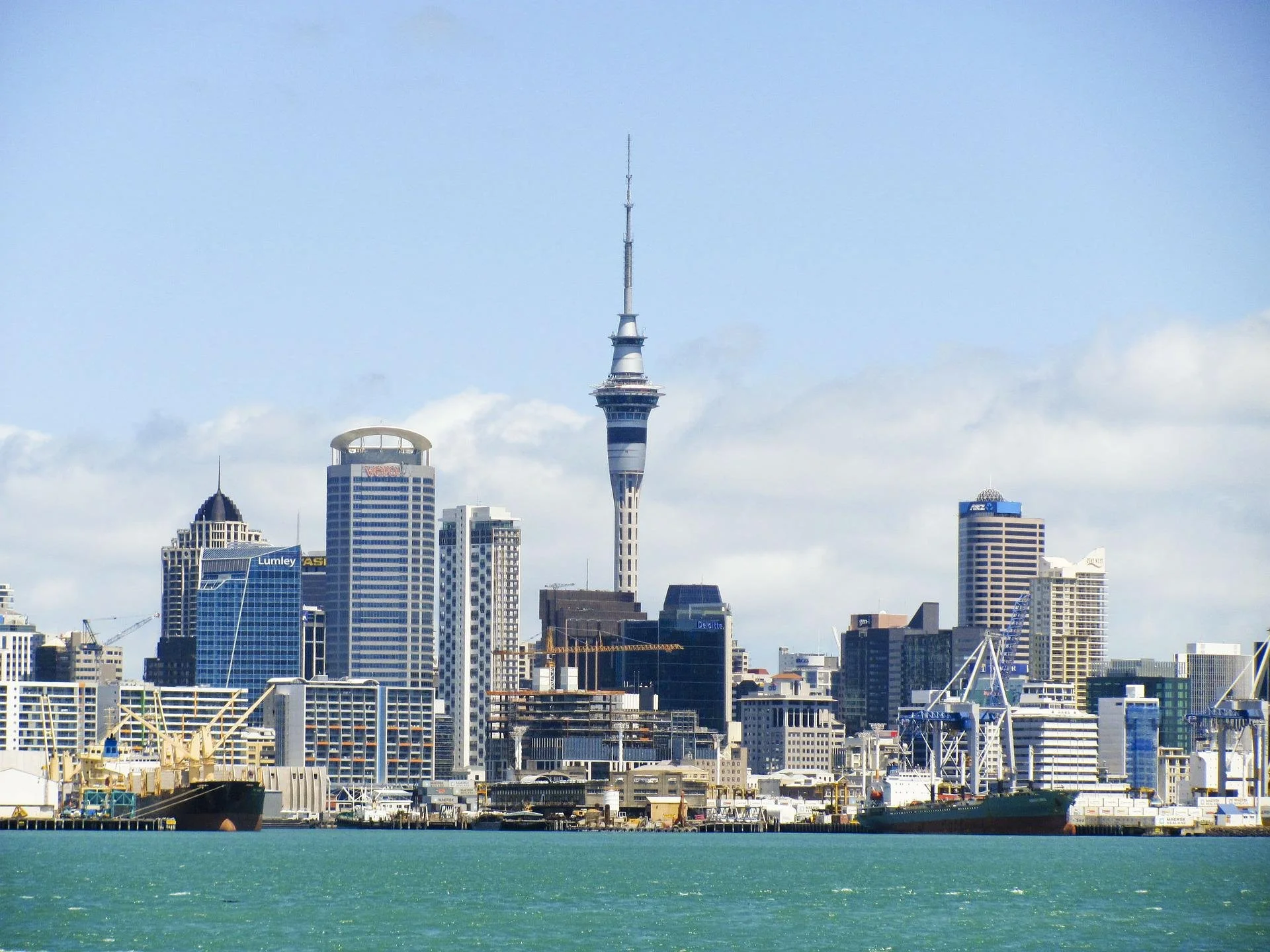 Covid splutters; inflation heats up; labour shortages flare  