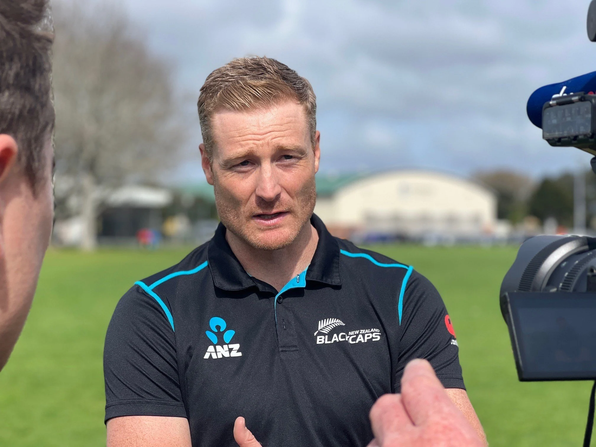 Guptill stepping back from NZ cricket