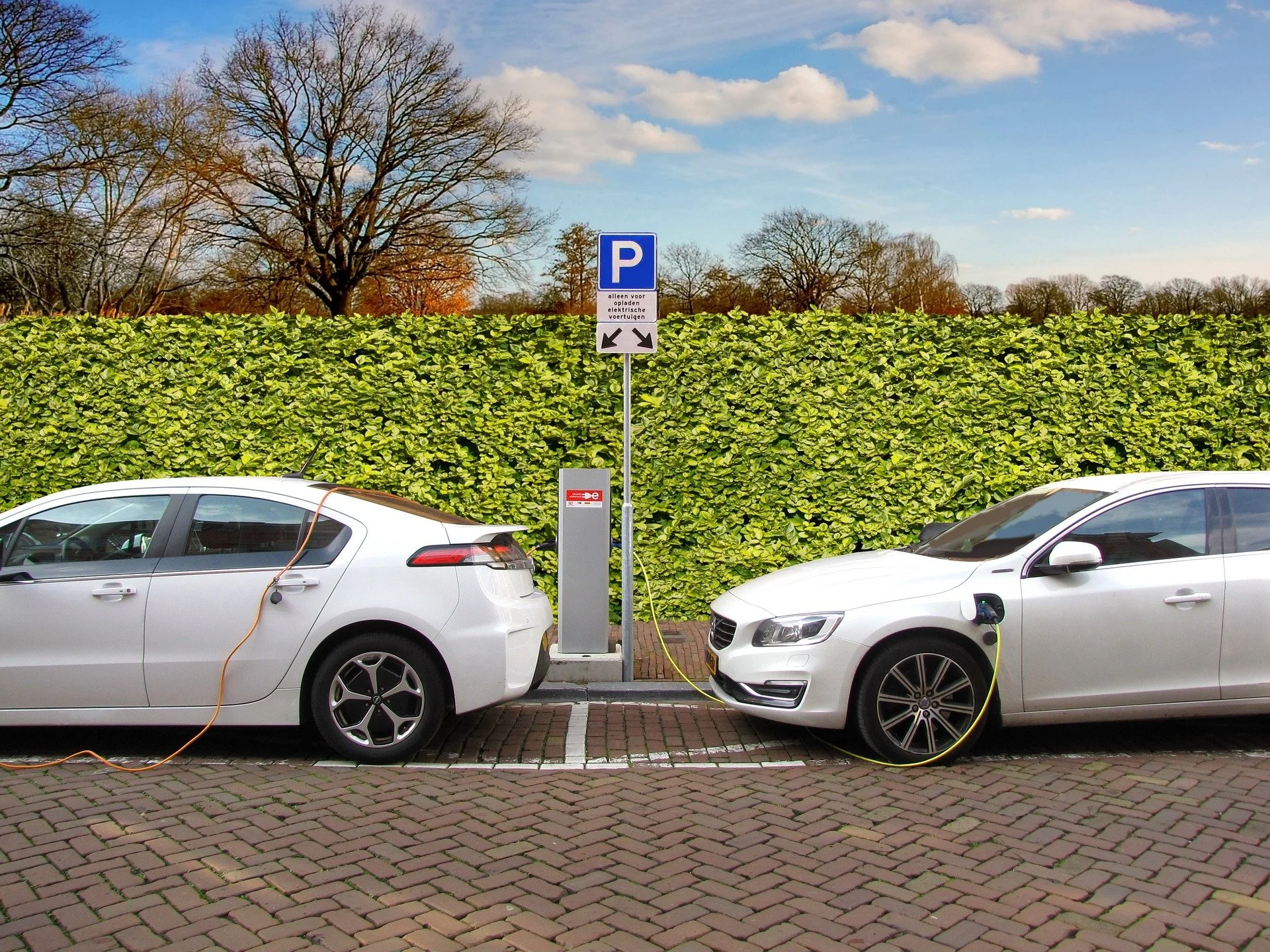 Hybrid vehicles fail to meet fuel efficiency claims, Consumer NZ
