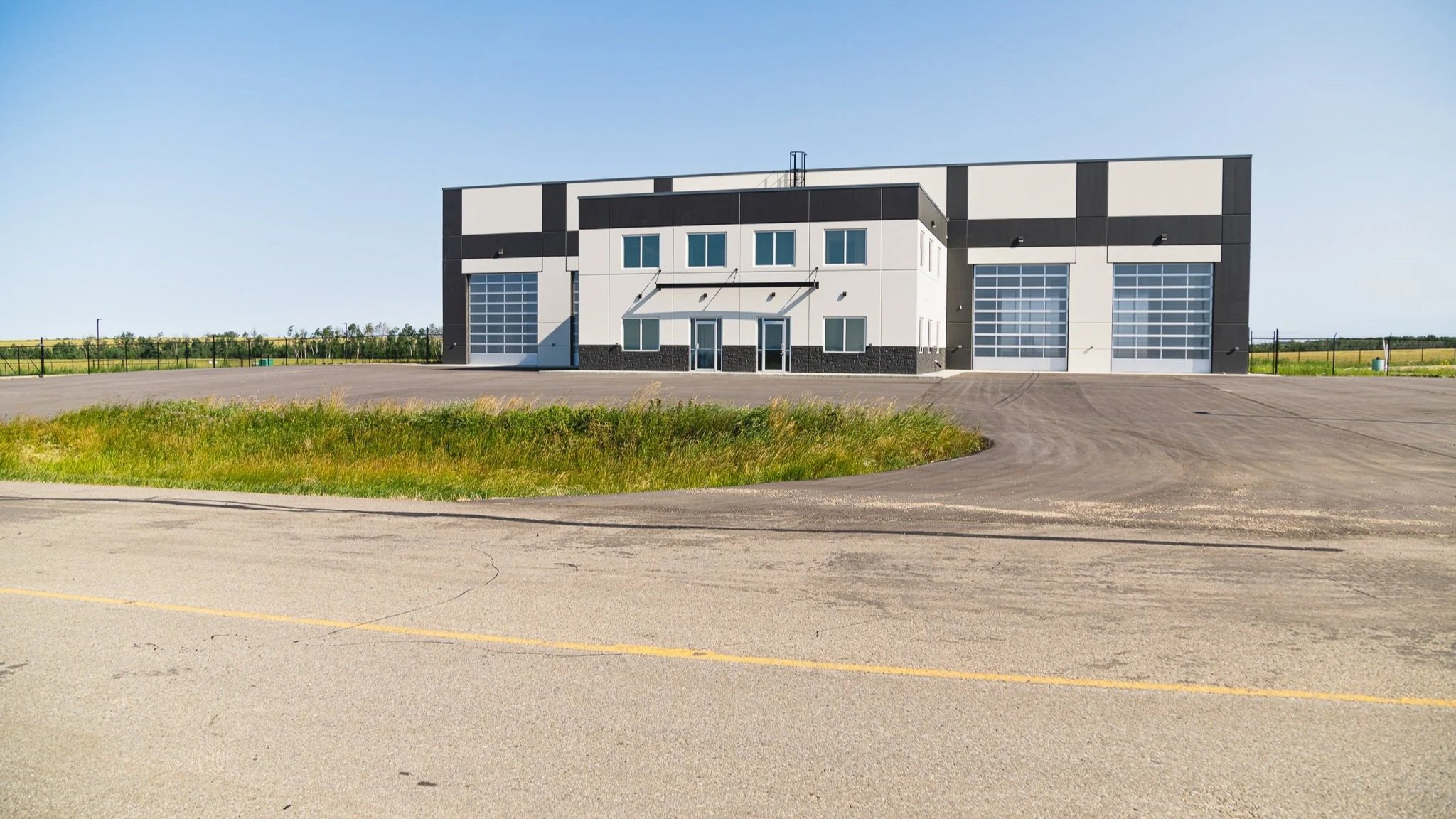 ESC_GrandePrairieConcreteBuilding-Web-0013.jpg