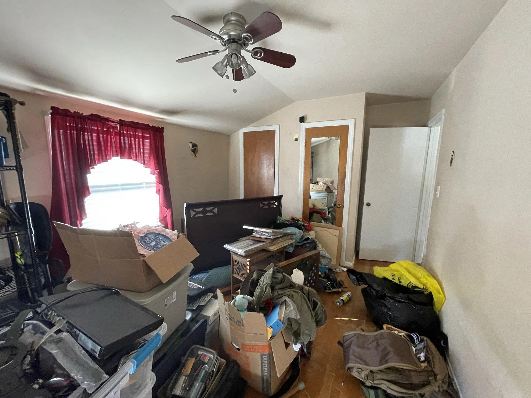 BEDROOM 2 - BEFORE