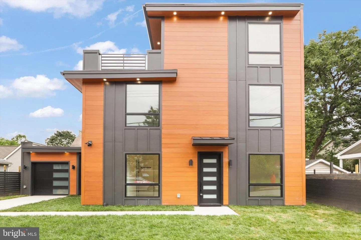 2007 S. Joyce Street  |  $1,660,000