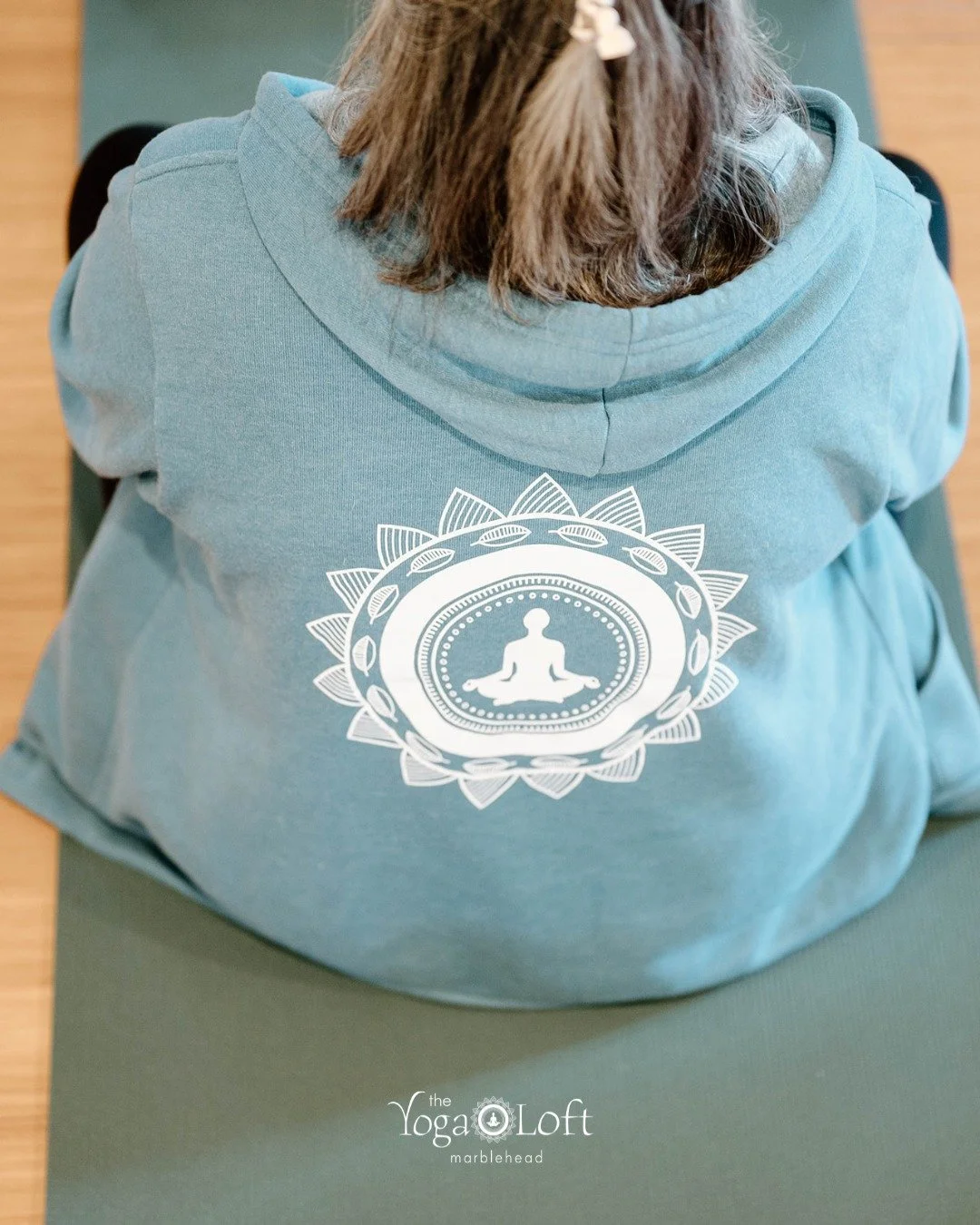 Your nervous system called and we have the answer.📞🧘&zwj;♂️ Your weekly reset starts here.

Monday
8:15 AM - Pilates Yoga Flow with Jen D.
9:45 AM - Flow &amp; Restore with Cindy
6:00 PM - Vinyasa with Jennifer
7:15 PM - Yin with Rachael D.

Tuesda