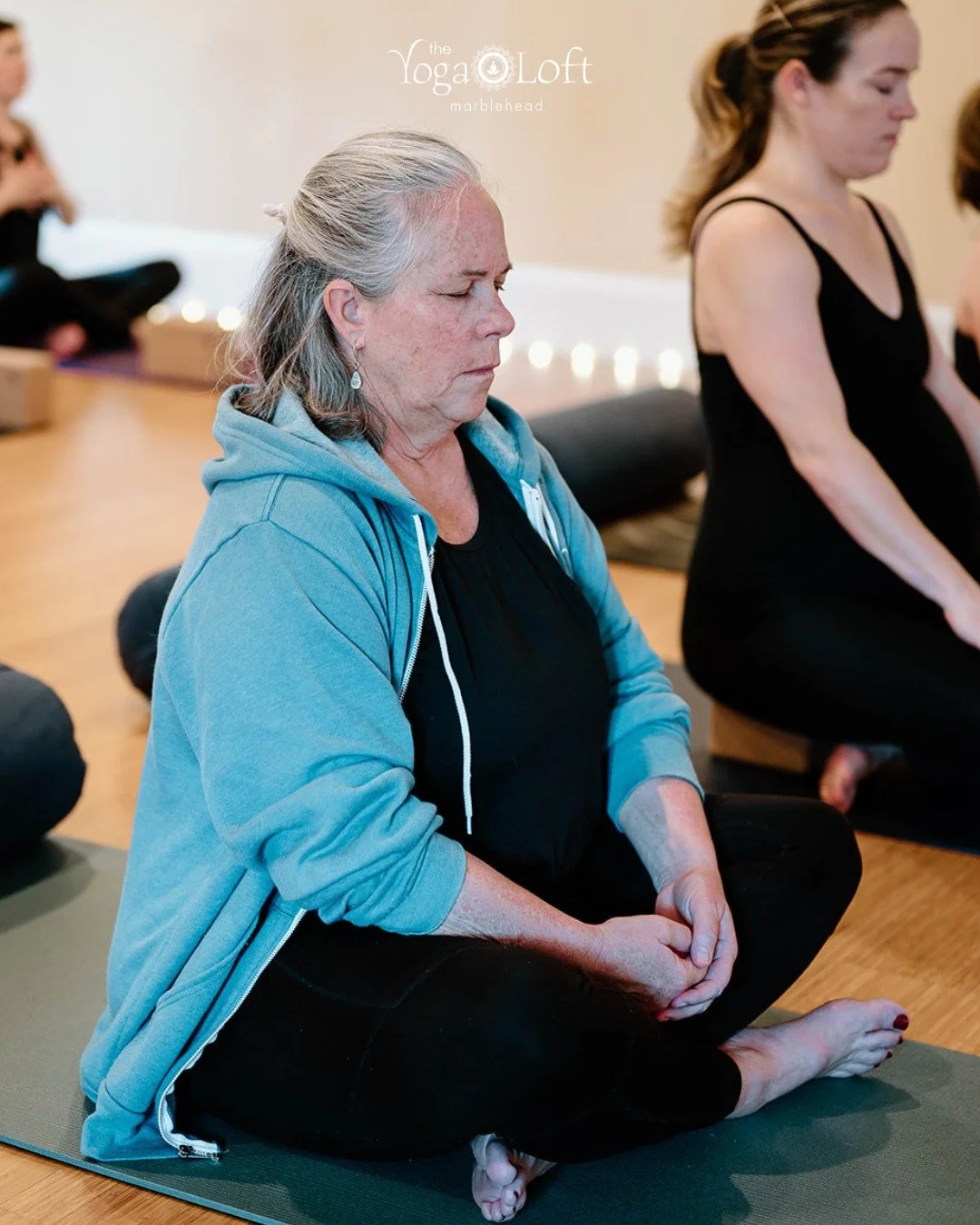 We hope you can join us this weekend 🔆

Friday
8:15 AM - Pilates Yoga Flow with Jen
9:45 AM - Heated Power Flow with Melissa
4:30 PM - Vinyasa with Jennifer
6:00 PM - Sacred Mediumship with Gurdeep and Adrienne

Saturday
8:15 AM - Heated Power Flow 