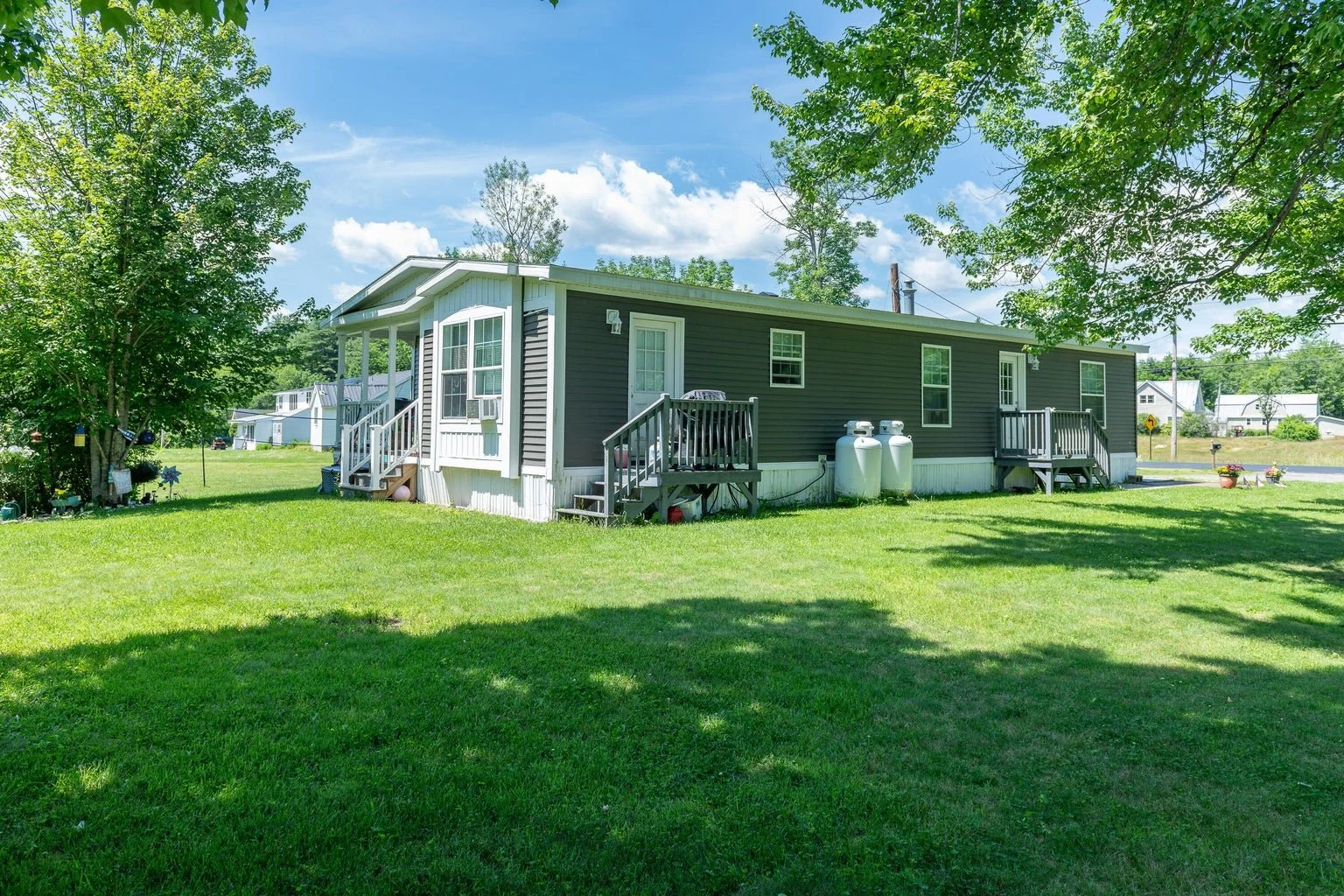 333 Smithfield 1, Belgrade, ME 04917