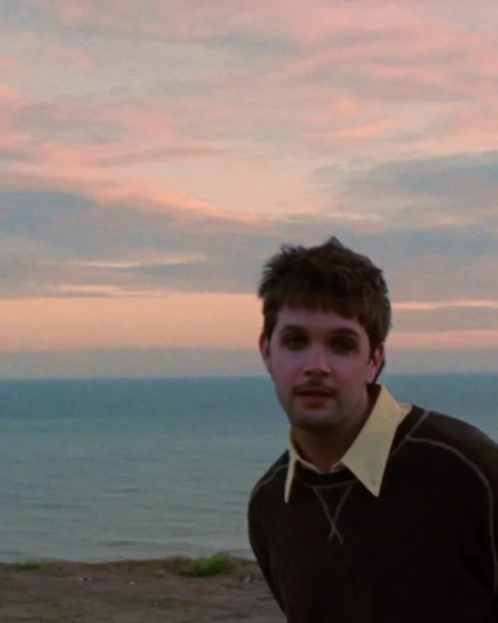 FIRST SHOW of the yearrr (&amp; its freeee) 💓  @apraamcos