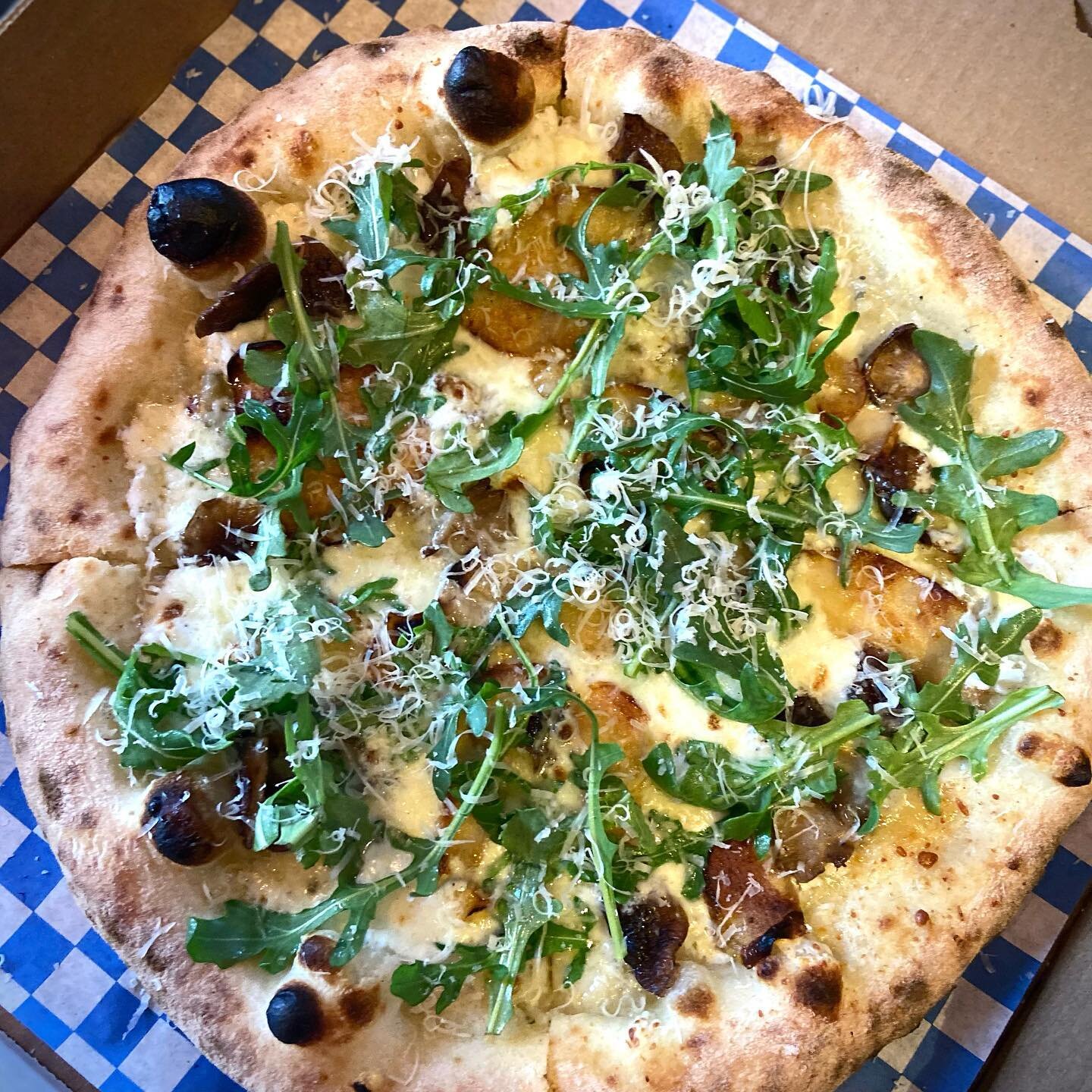Happy Saturday! We&rsquo;ve had a great and extremely busy week with sell-outs every night! Just a reminder that:

1) Today is the last day of the white balsamic pear and Gorgonzola pizza special! 

2) Peoples are going nuts for @c_akehouse brownies 