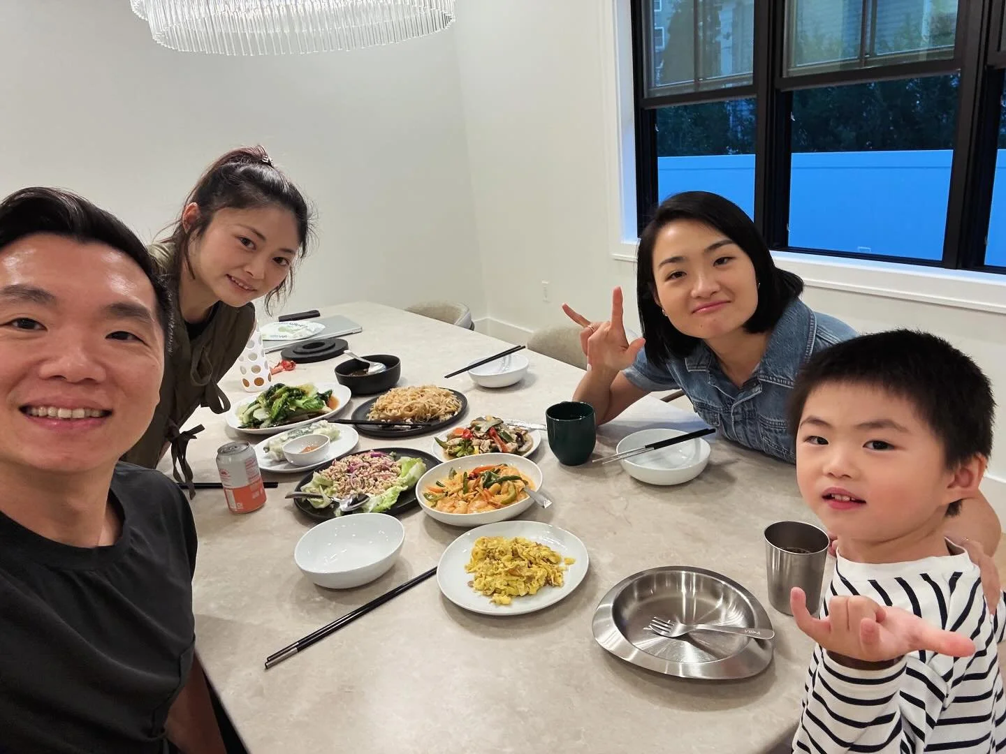 I met Aaron, Iris and Dan back in Nov 2023 at my open house. Little Dan wasn’t even 3 then, he was a little pea with legs. Fast forward to today, he’s teaching me about his fav superhero Spidey and I gain new mandarin vocabulary from him