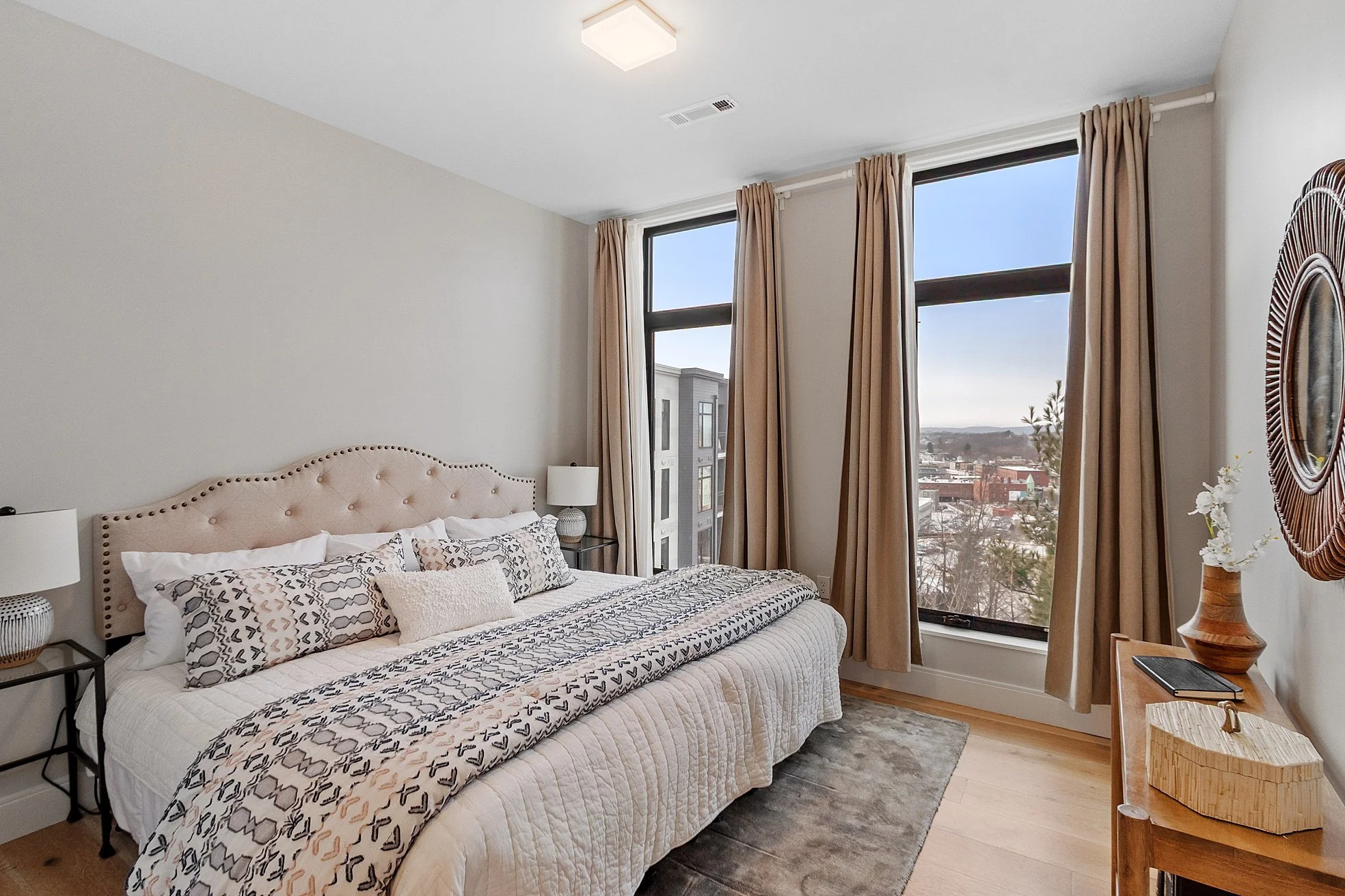 191 Washington Street 725 Boston Massachusetts Job 37607 0036 MLS.jpg