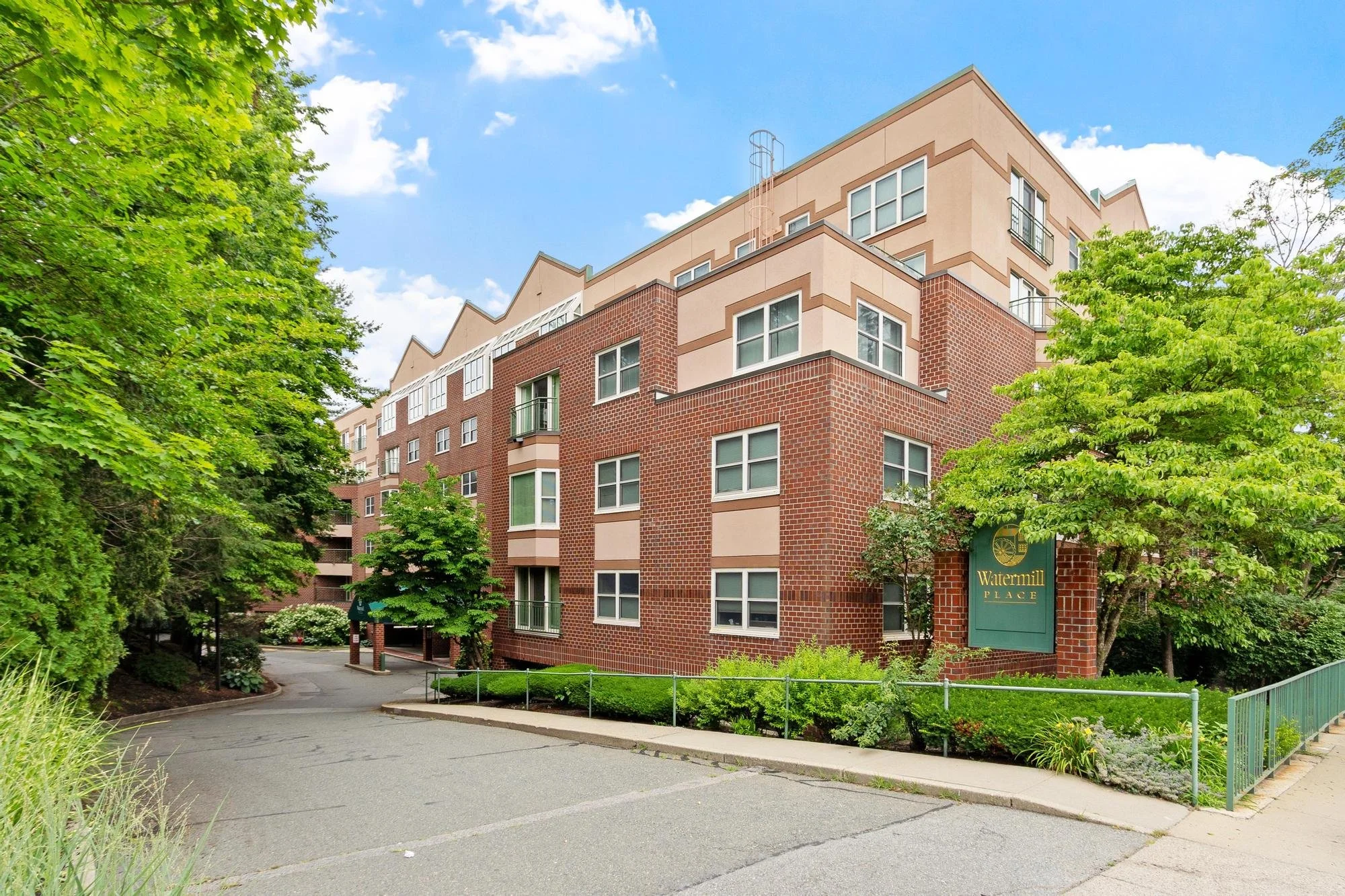 1 Watermill Place Arlington Massachusetts Job 39459 0001.jpg