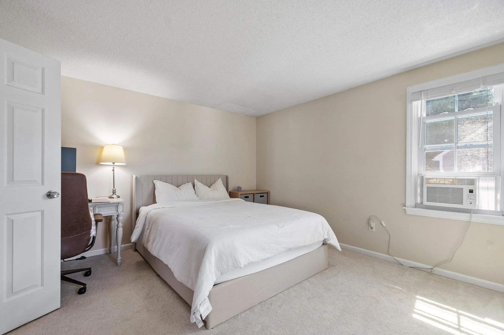 29 Lindsey Lane Dracut Massachusetts Job 40029 0029.jpg