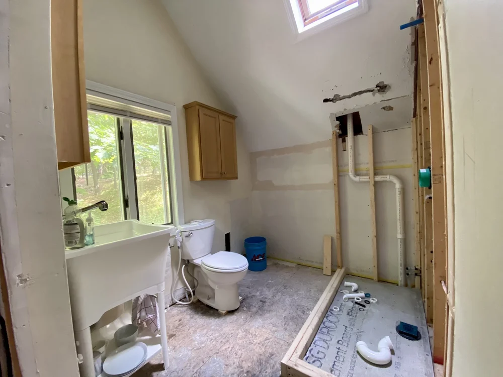 How to remodel a bathroom? A step-by-step look into a bathroom gut ...