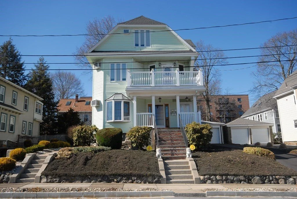 Example of a 2-family home that has great symmetry