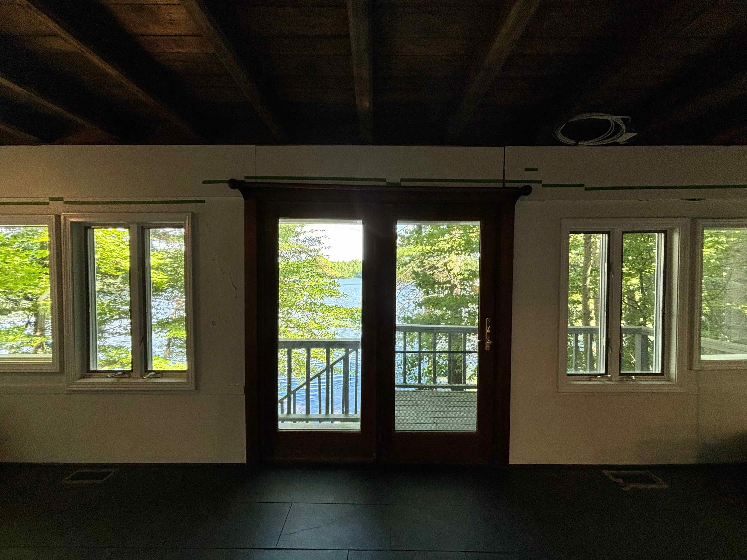 How to replace old windows with floor-to-ceiling windows? A breakdown of how I flooded my dining room with light.
