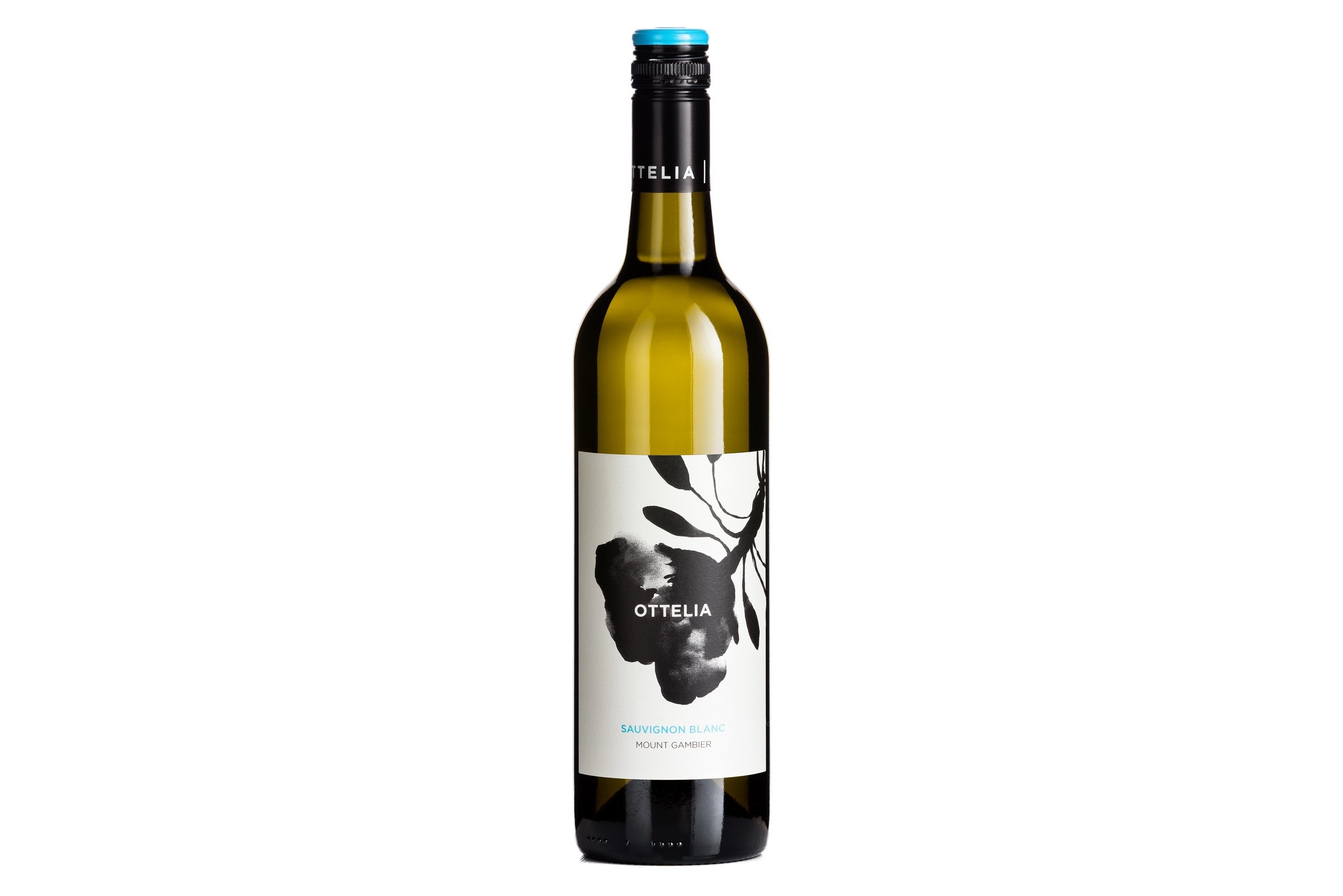 Bottle of Ottelia Sauvignon Blanc 2026.