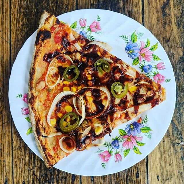 BBQ Pizza
Burn City Smoked chicken, corn, onion, jalapeno, Burn City BBQ sauce. 
Now permanently on the menu by popular demand. 
#sliceshoppizza #sliceshop #pizza #bbqpizza #pizzabytheslice #chickenpizza #footscray #melbourne