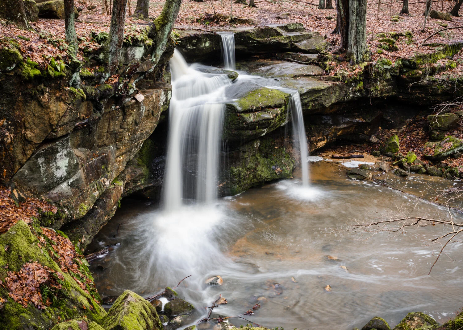 10+ Waterfall Hikes in Northeast Ohio