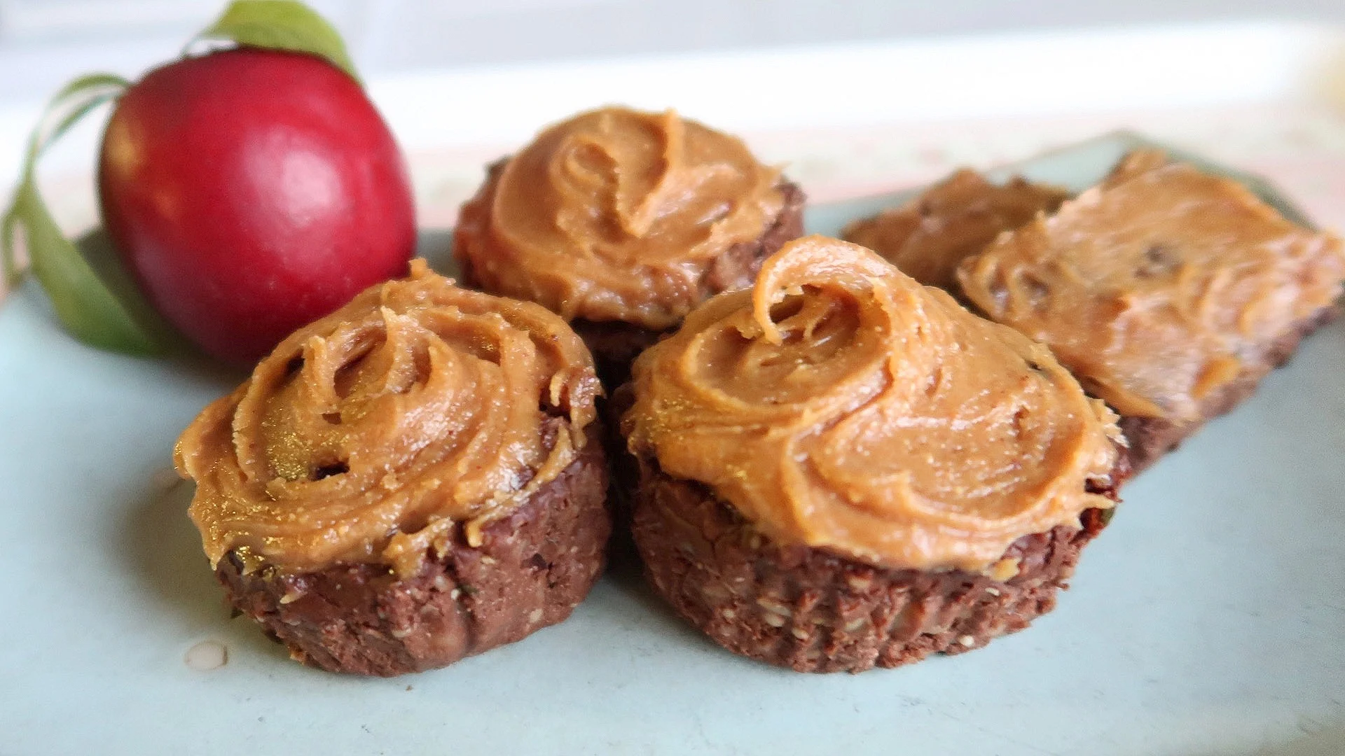 Fudge Oatmeal BanananaVegananana Peanut Butter Cupcakes/Bars *비건 오트밀 바나나 디저트*