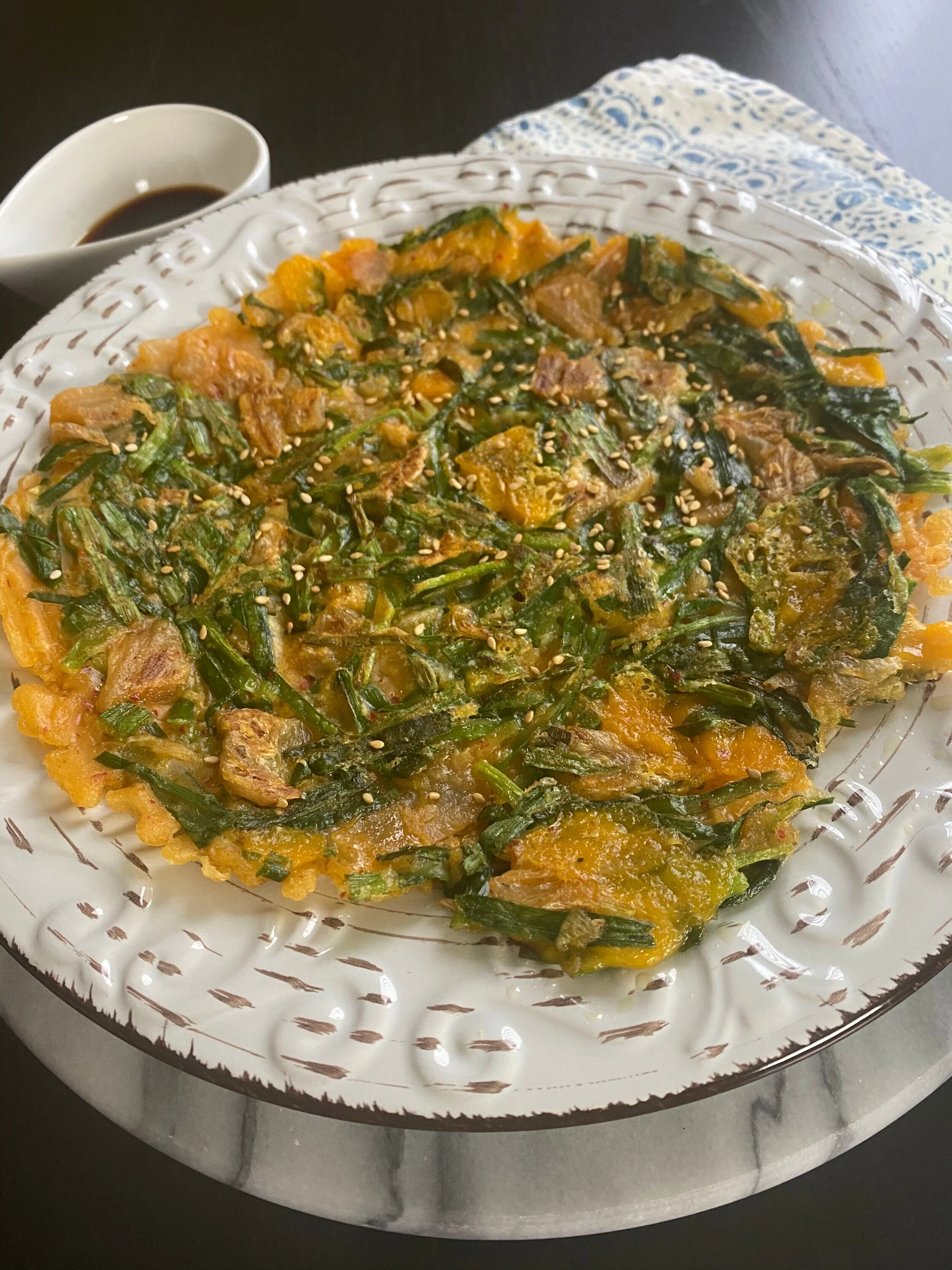 Korean Chives Cheesy Kimchi Pancake *부추치즈김치전 (Vegan)