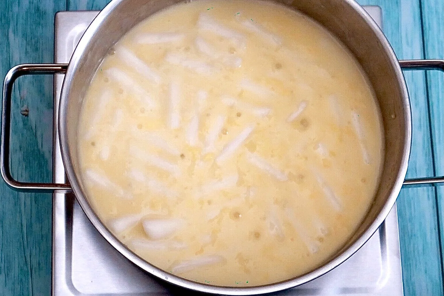 SUPER CHEESY Tteokbokki (Korean rice cakes) 수퍼 치즈 떡볶이 * VEGAN*비건