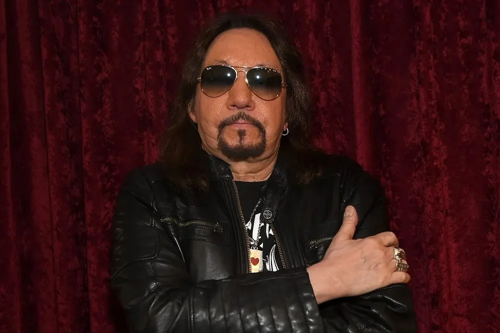 Paul Daniel “Ace” Frehley, co-founder and lead guitarist of the legendary rock band Kiss, has died following injuries suffered during a fall last month, according to a statement from his family. He was 74.
Frehley’s family issued t
