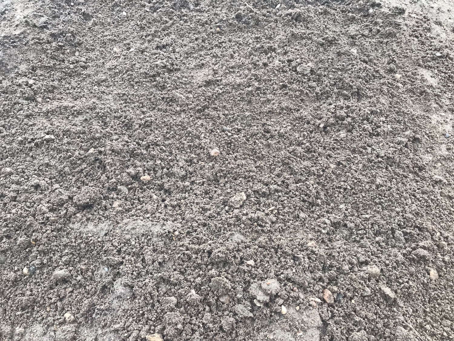 TOPSOIL - Commercial  (Unscreened)