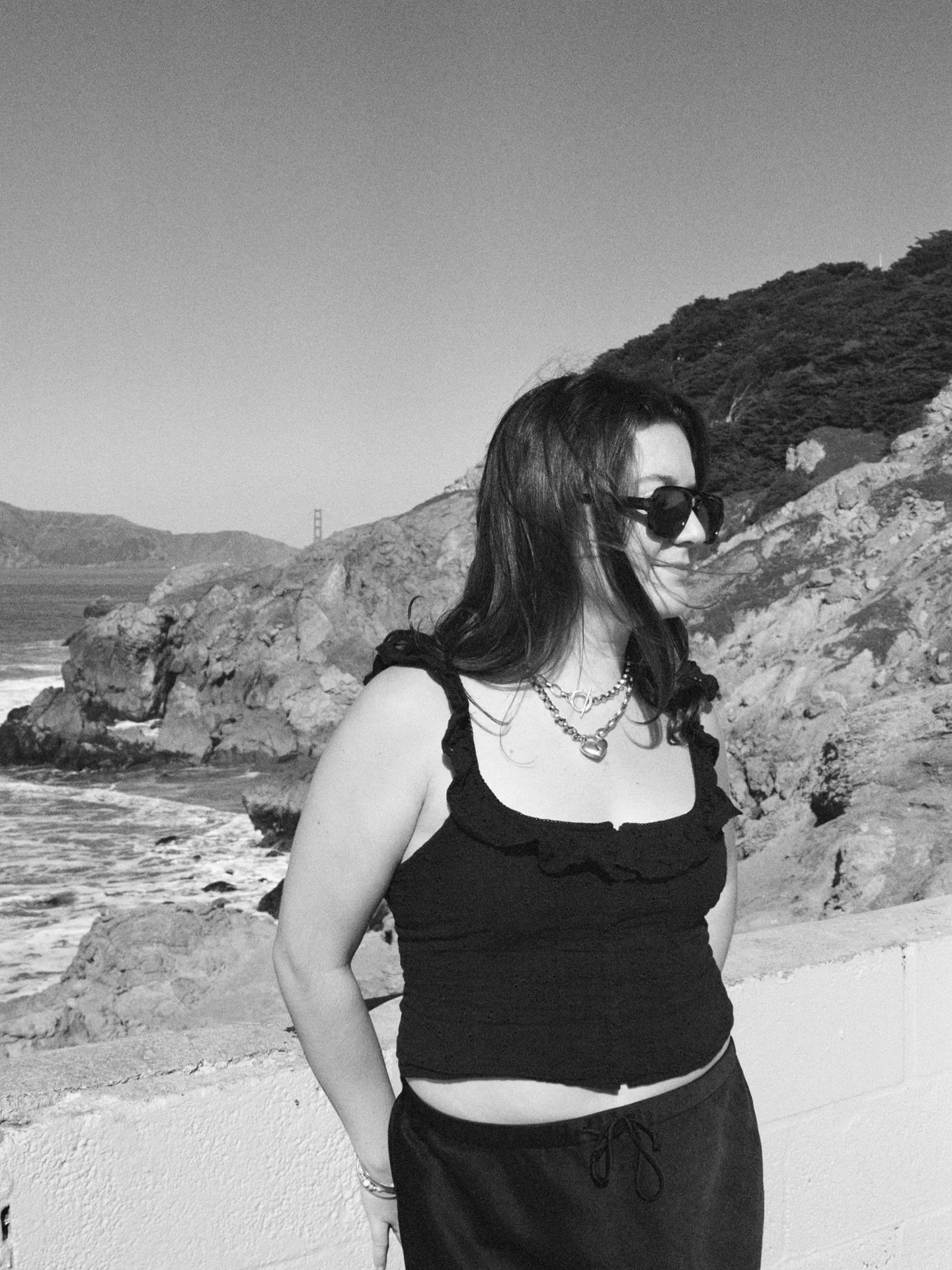 Jewelry that moves like you do &hellip; coast to coast #LaJosette 

Shop linked in bio 🐟