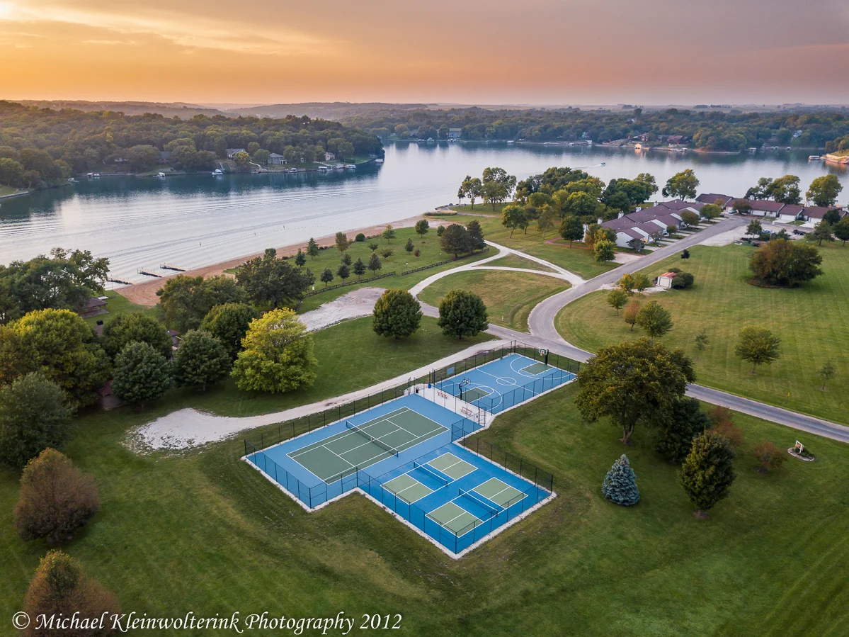 Mavic Pro - Boulder Beach &amp; Lake Panorama National GC in September