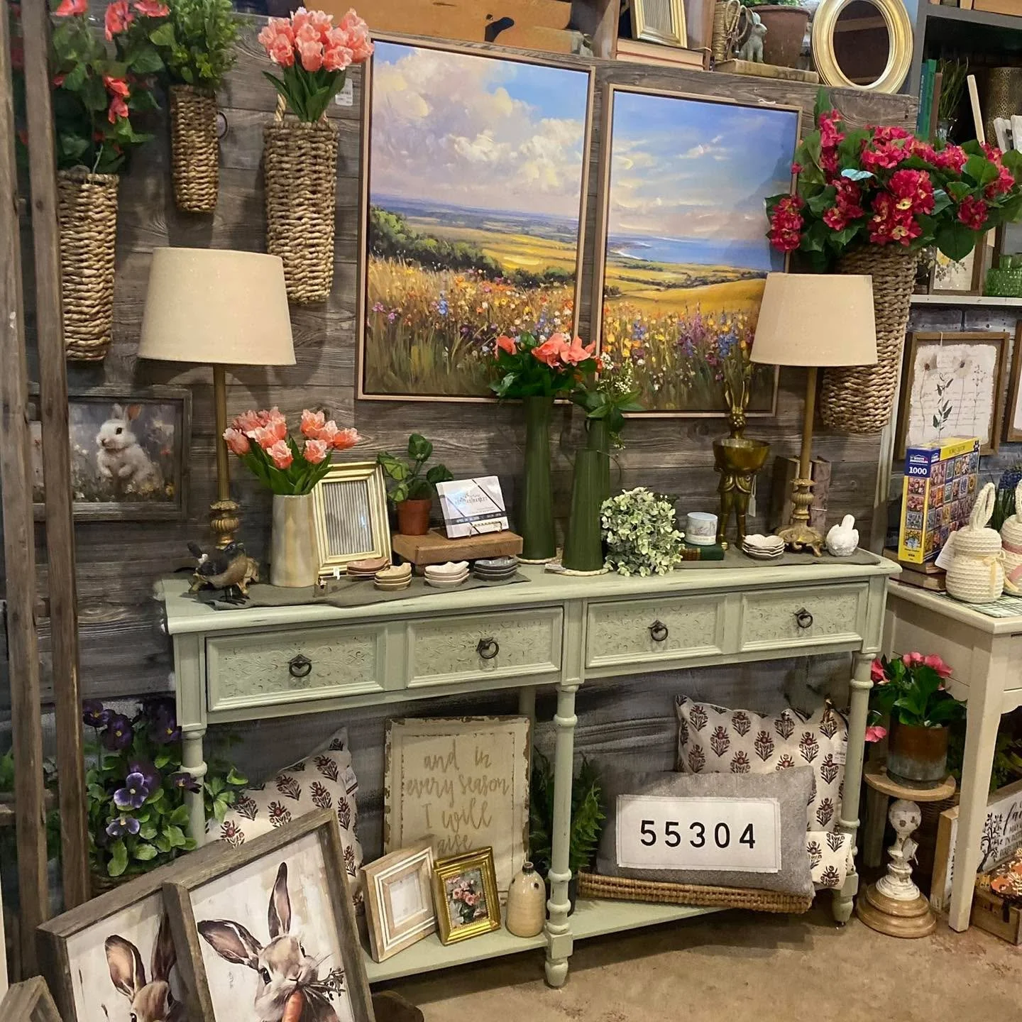 Barn Hours:
Monday - Saturday 10am-5pm 
Wednesday 10am-7pm 
Sunday 12pm-4pm